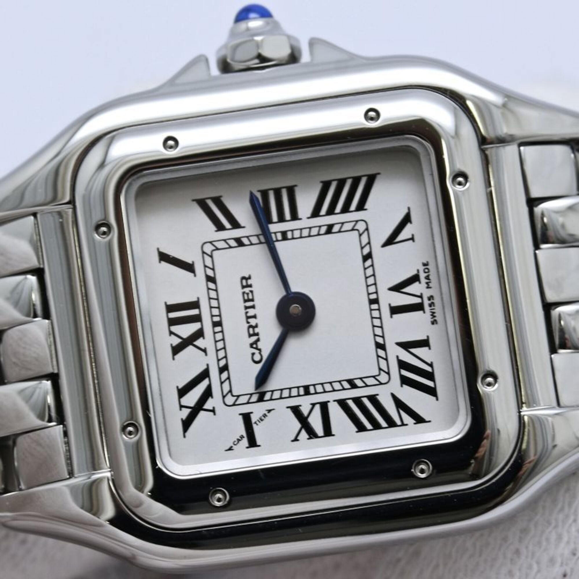 Cartier Panthere WSPN0006 White Dial 22mm Watch