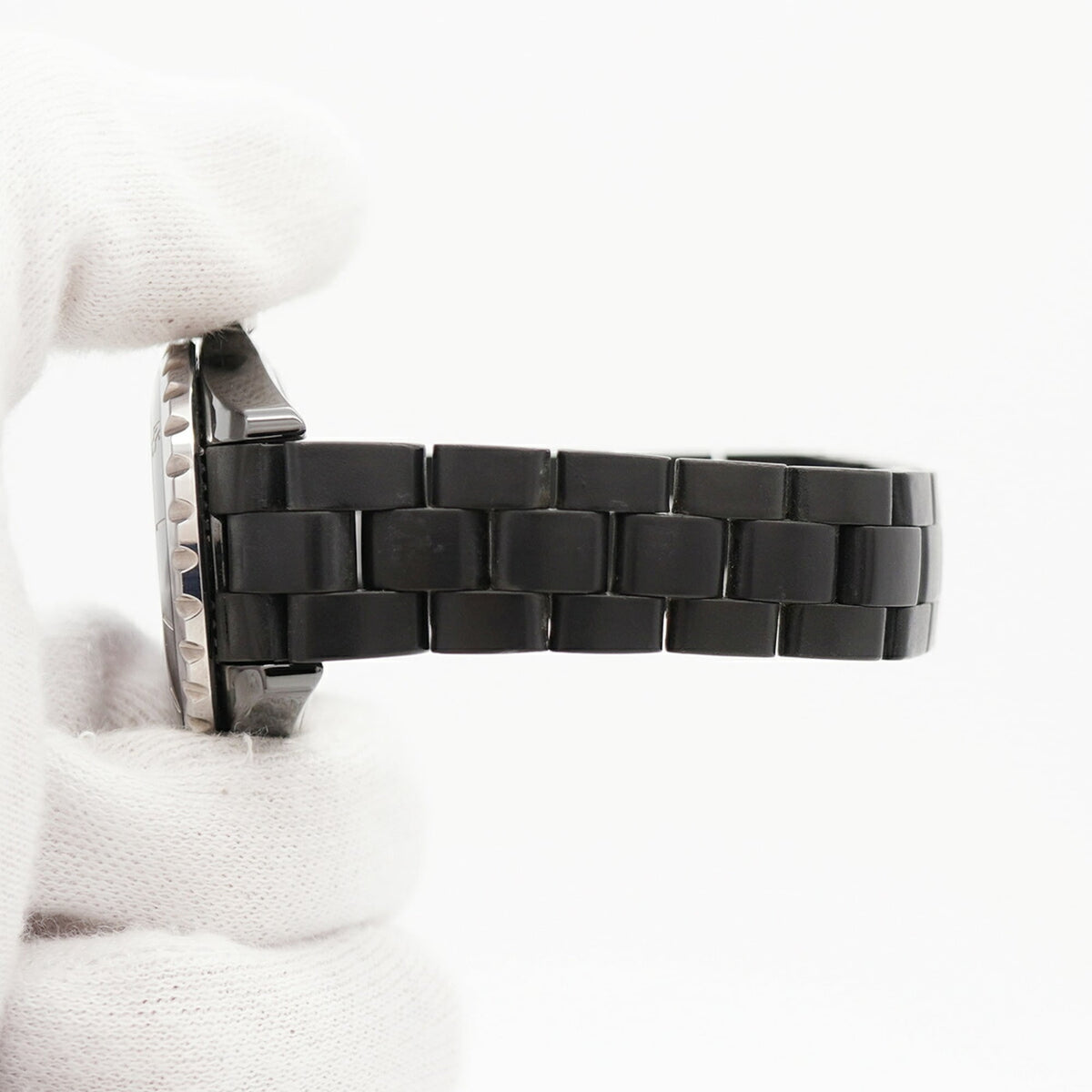 Chanel J12 H0681 Black Dial 33mm Watch