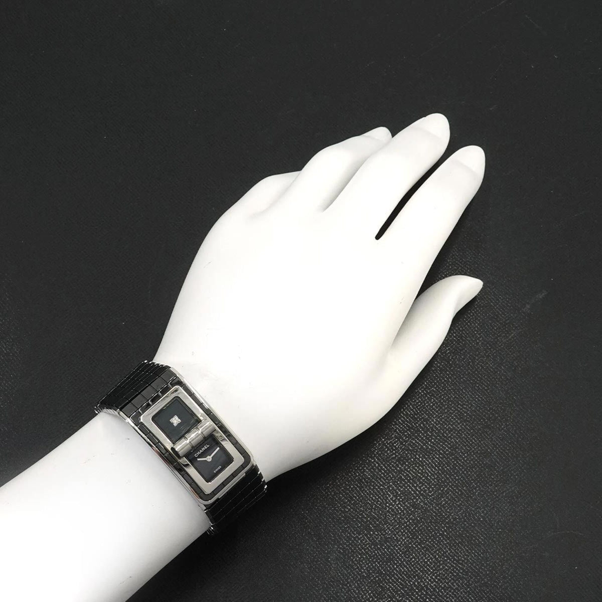 Chanel Code CoCo H5147 Black Dial 21mm Watch