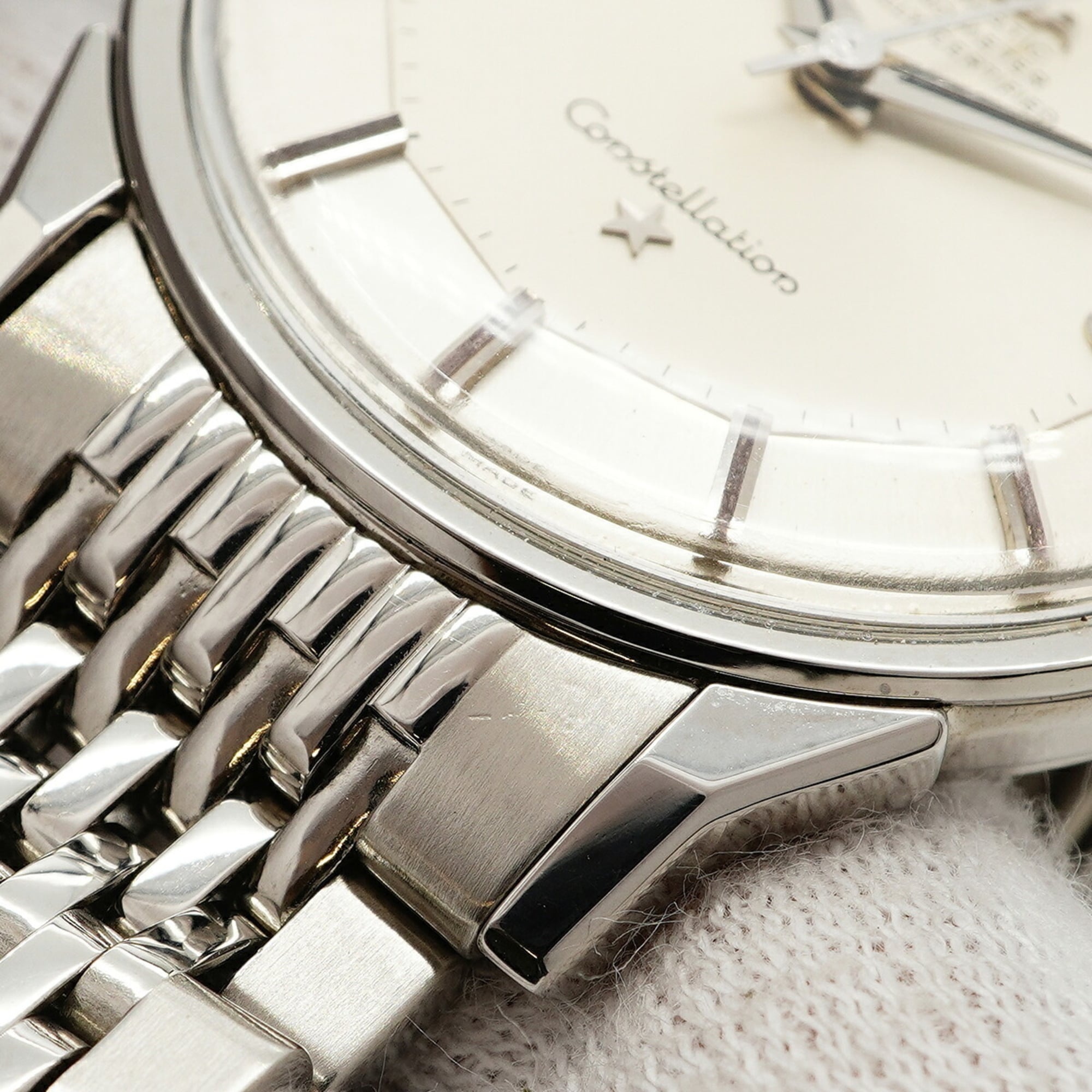 Omega Constellation 168.005 Silver Dial 33mm Watch