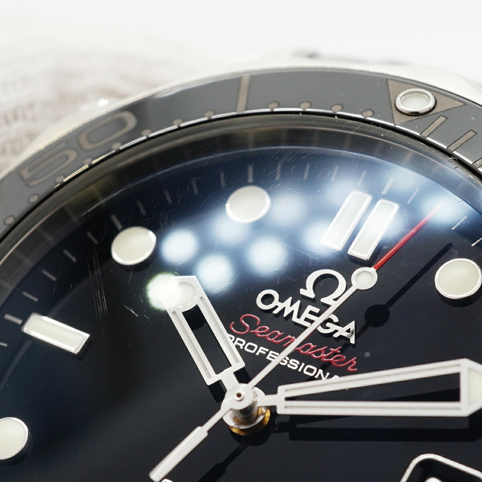 Omega Seamaster 212.30.41.20.01.003 Herrenuhr Schwarz Zifferblatt