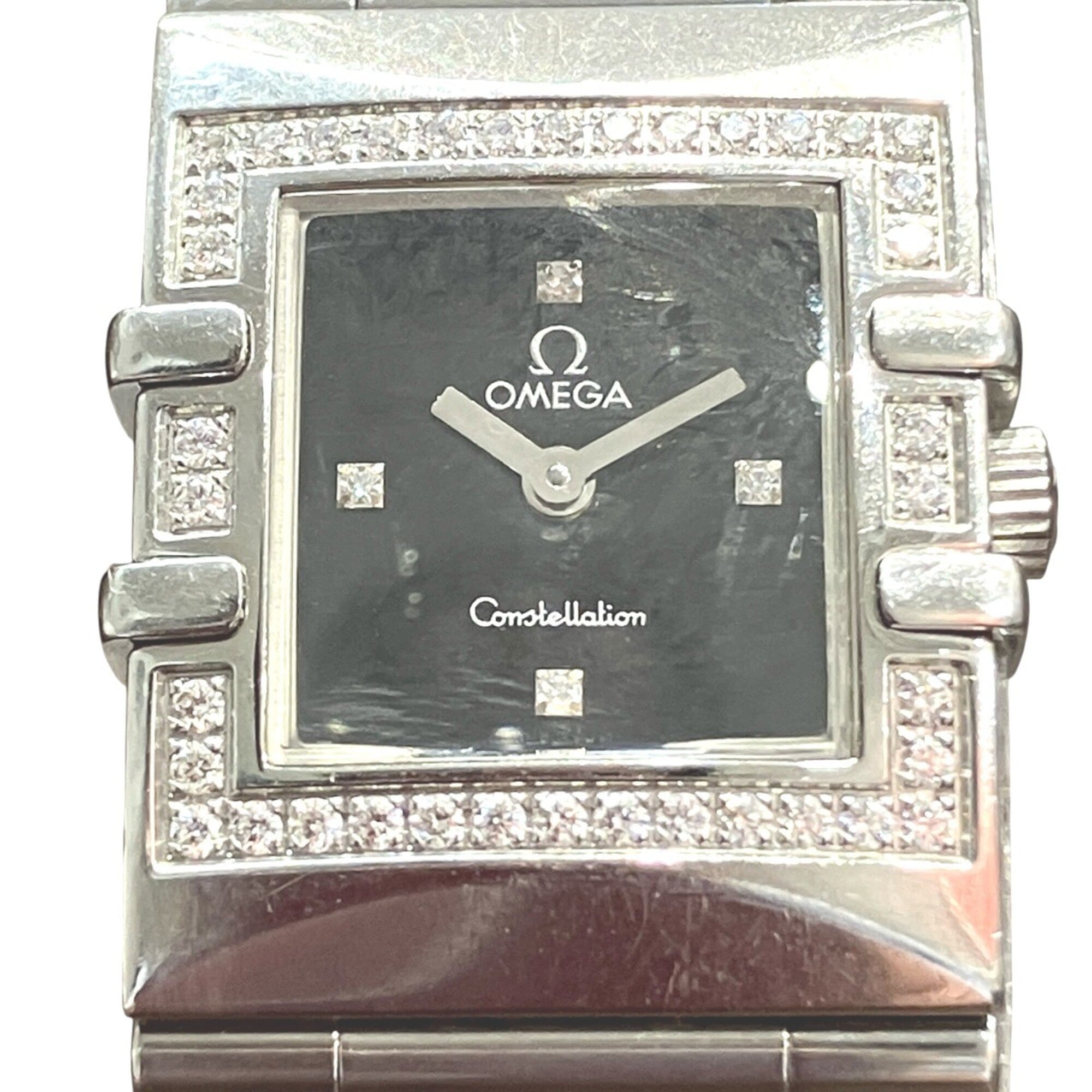 Omega Constellation Carre Quadra watch, total weight 66.2g, stainless steel, quartz movement, black dial.