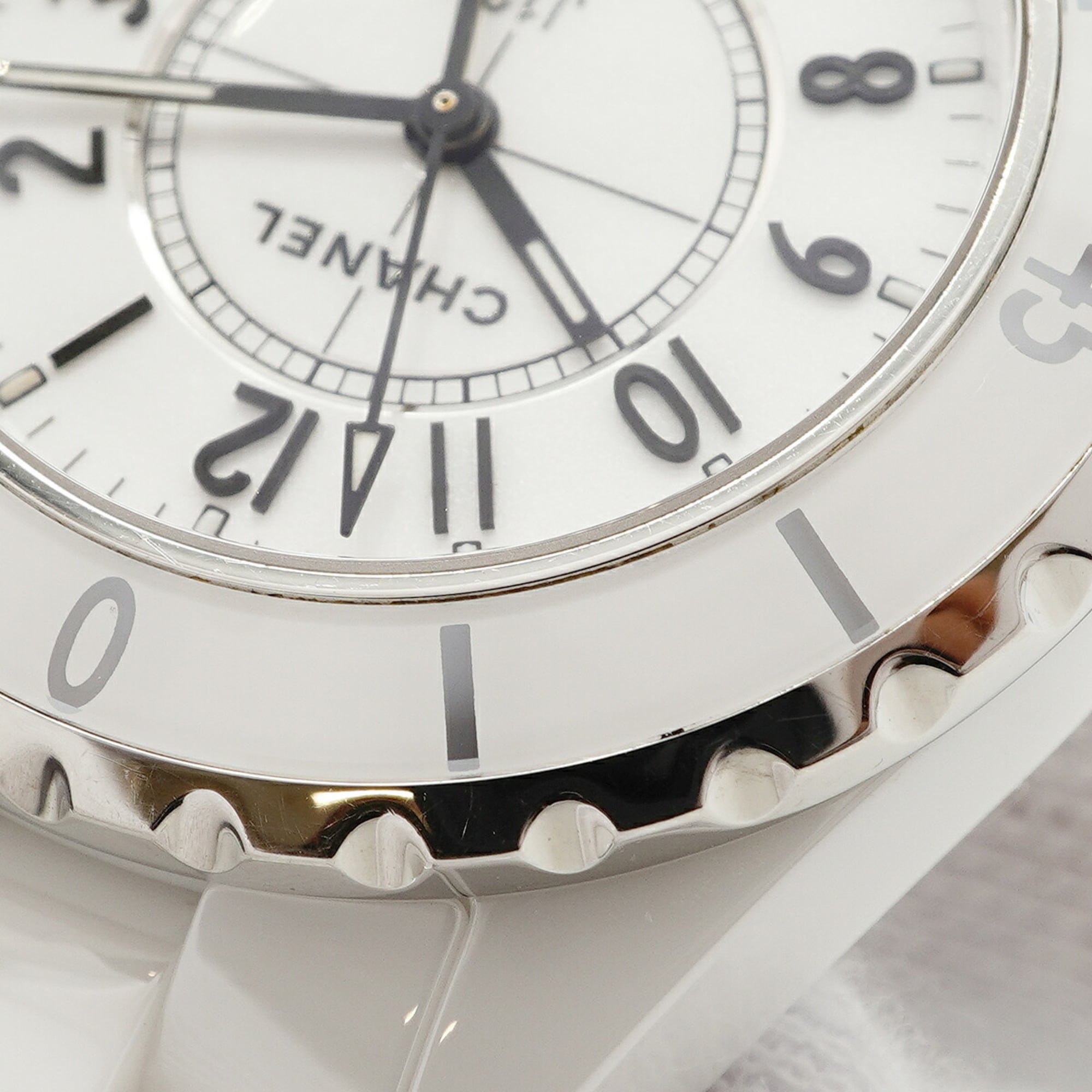 Chanel J12 H0968 White Dial 33mm Watch