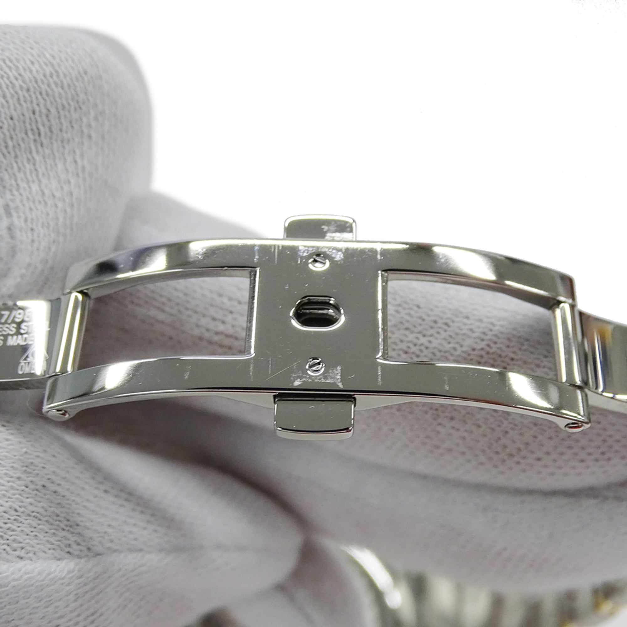 Omega Constellation 123.20.38.21.52.002 Brand Name 11P Diamonds Co-Axial Movement Date Automatic Stainless Steel (SS) and Gold (YG) Combination.