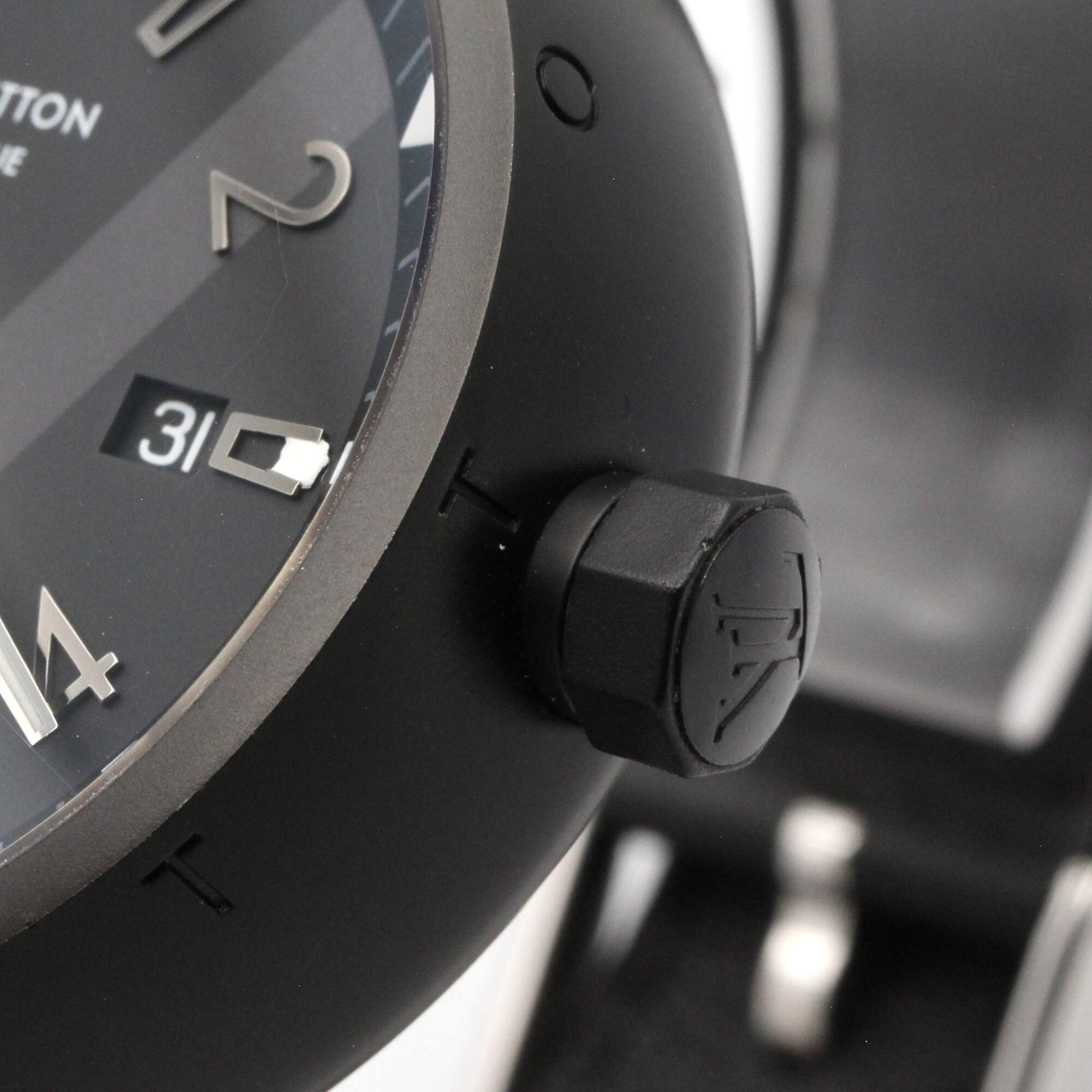 Louis Vuitton Tambour Q1D22 Black Dial Stainless steel 41mm Watch
