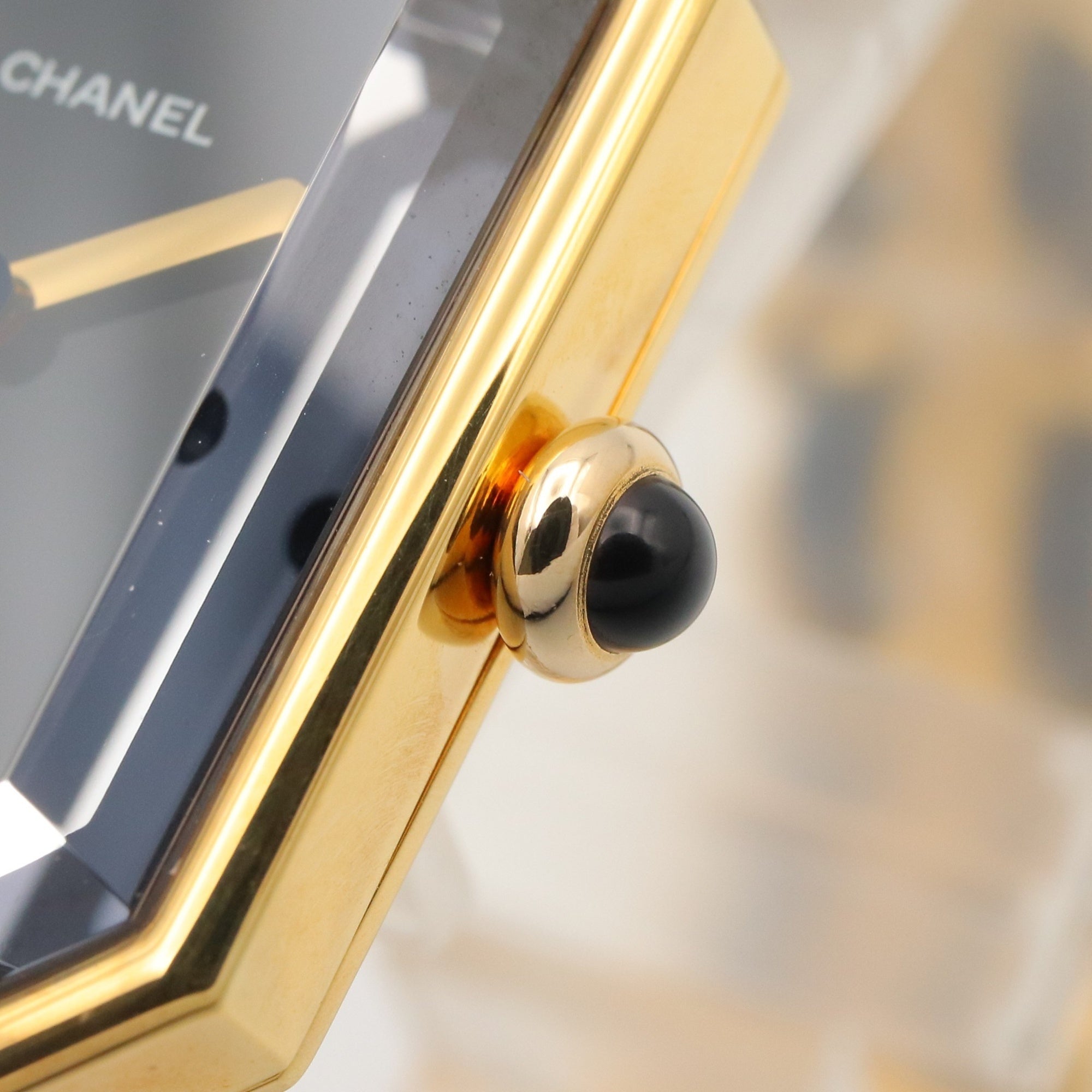 Montre Chanel CHANEL Première S, plaquée or (GP), bracelet en cuir, pour femme, Noir, H0001