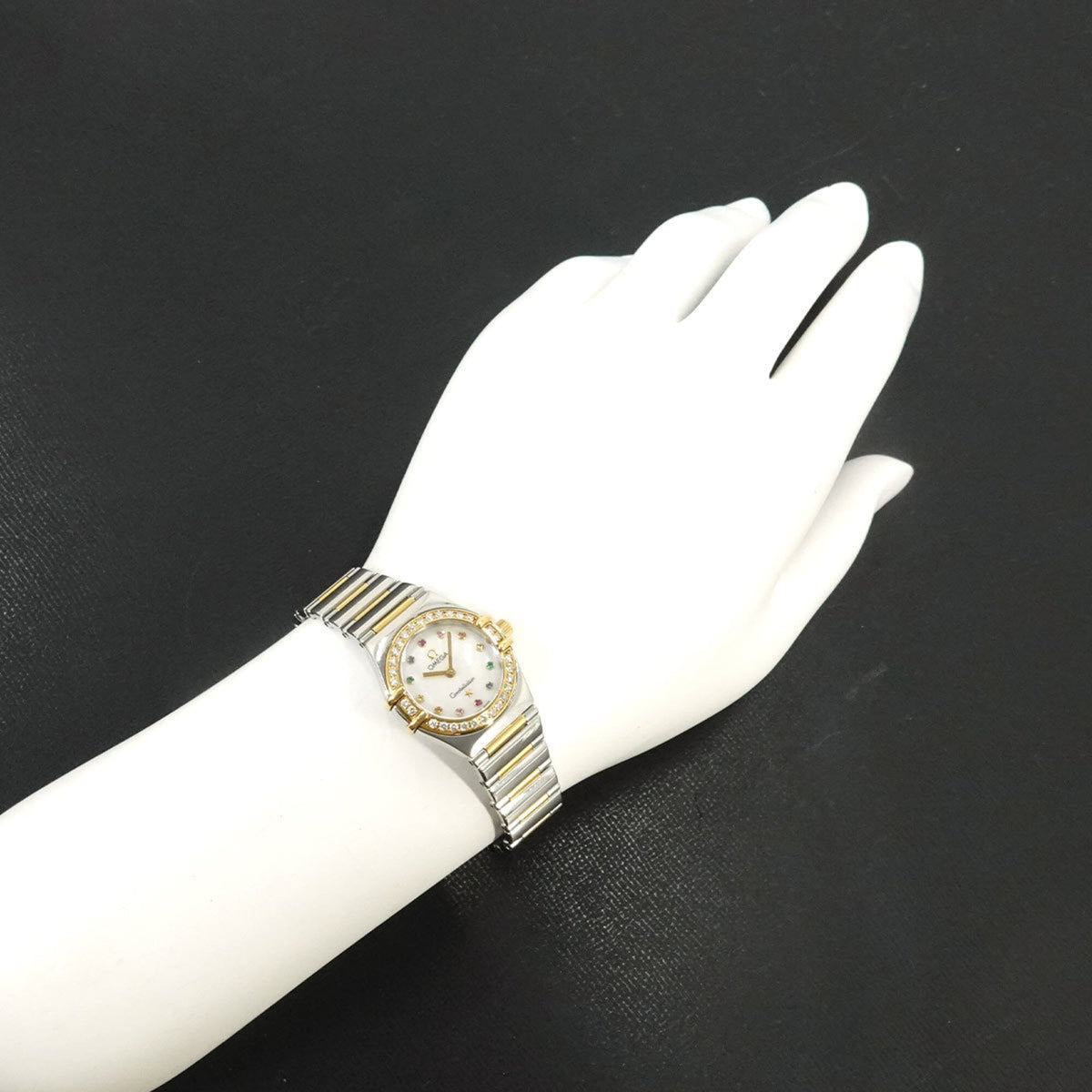 Omega Constellation Mini My Choice Iris 1365 79 Weiß Zifferblatt in Muscheloptik 23 mm Uhr