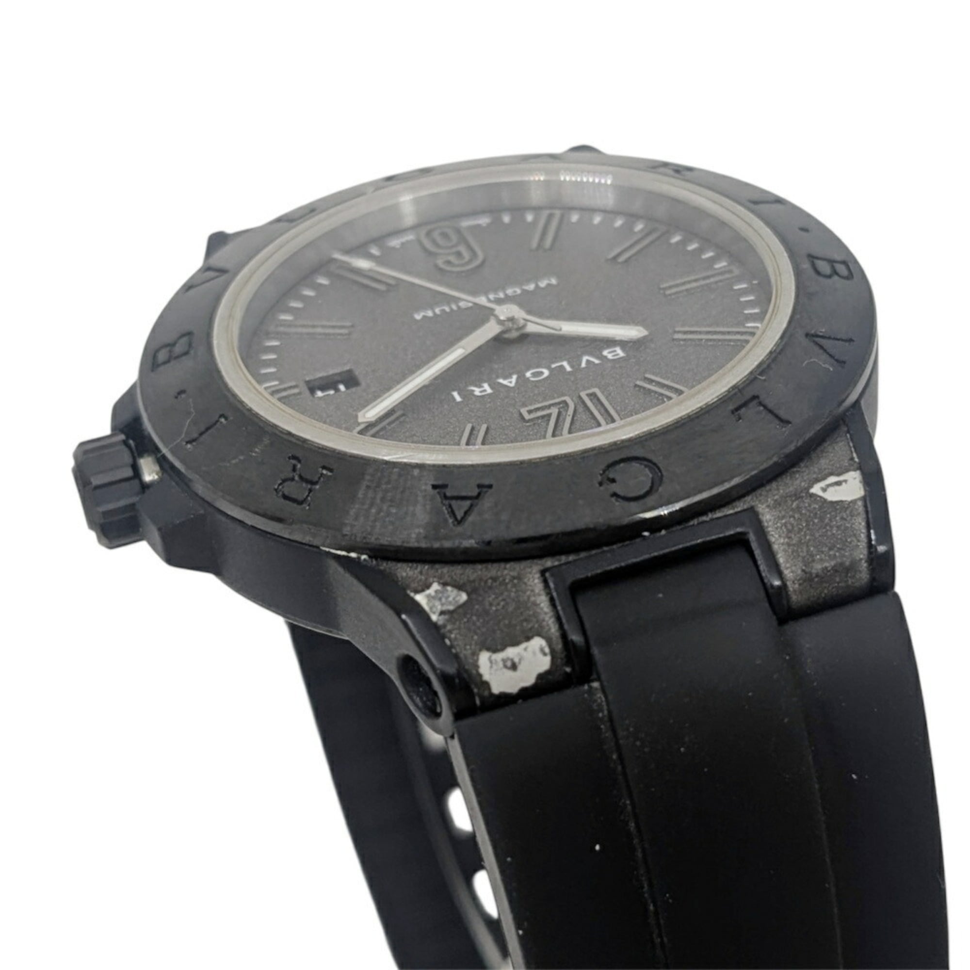 BVLGARI Diagono Magnesium Date met grijze keramische wijzerplaat en zwart rubberen band – automatisch herenhorloge DG41SMC