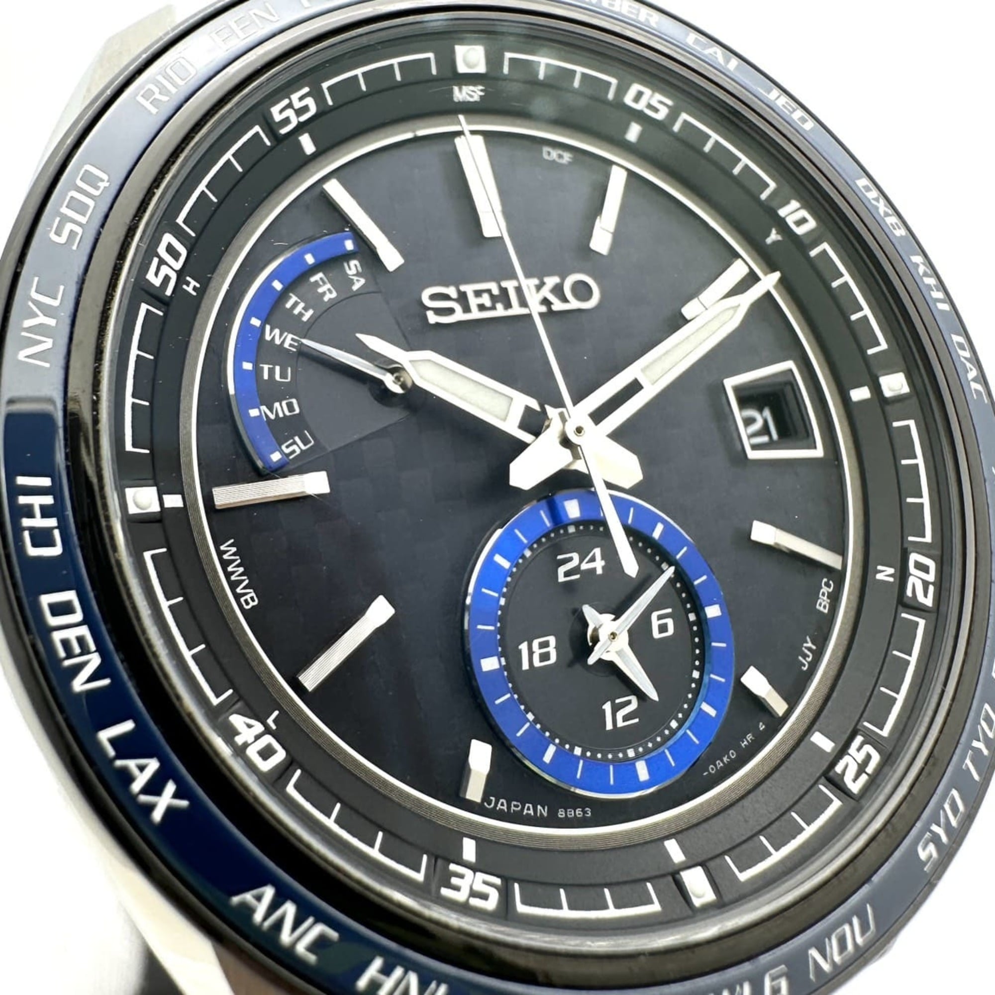 Seiko Brightz SAGA261/8B63-0AN0 Herrenuhr, Wochentag Datum, Solarbetrieb, funkgesteuert, Titan, Schwarz und marineblau