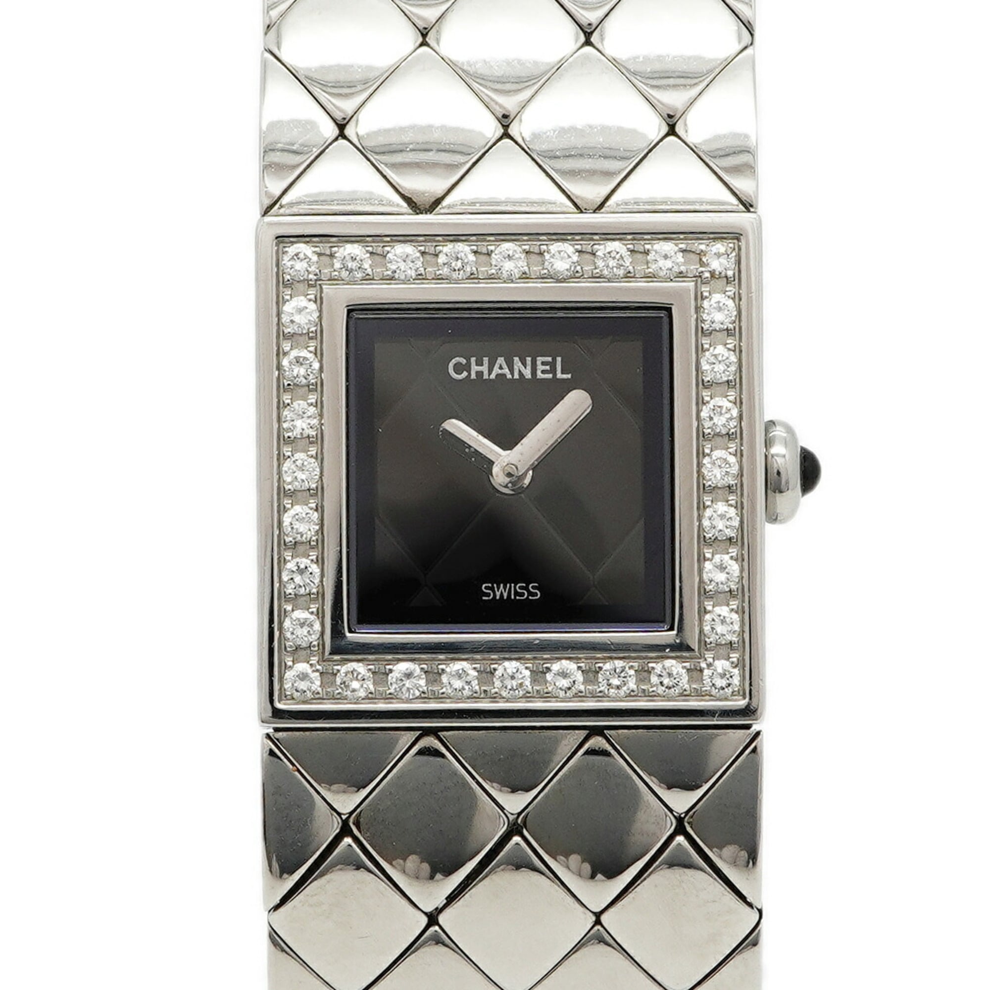 Chanel Matelassé Diamond H0489 Black Dial Wo