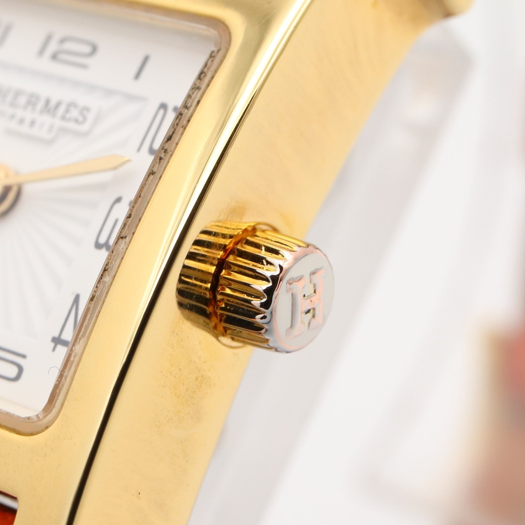 Hermes H-Watch HH1.101 White Dial Gold plated 17mm Watch