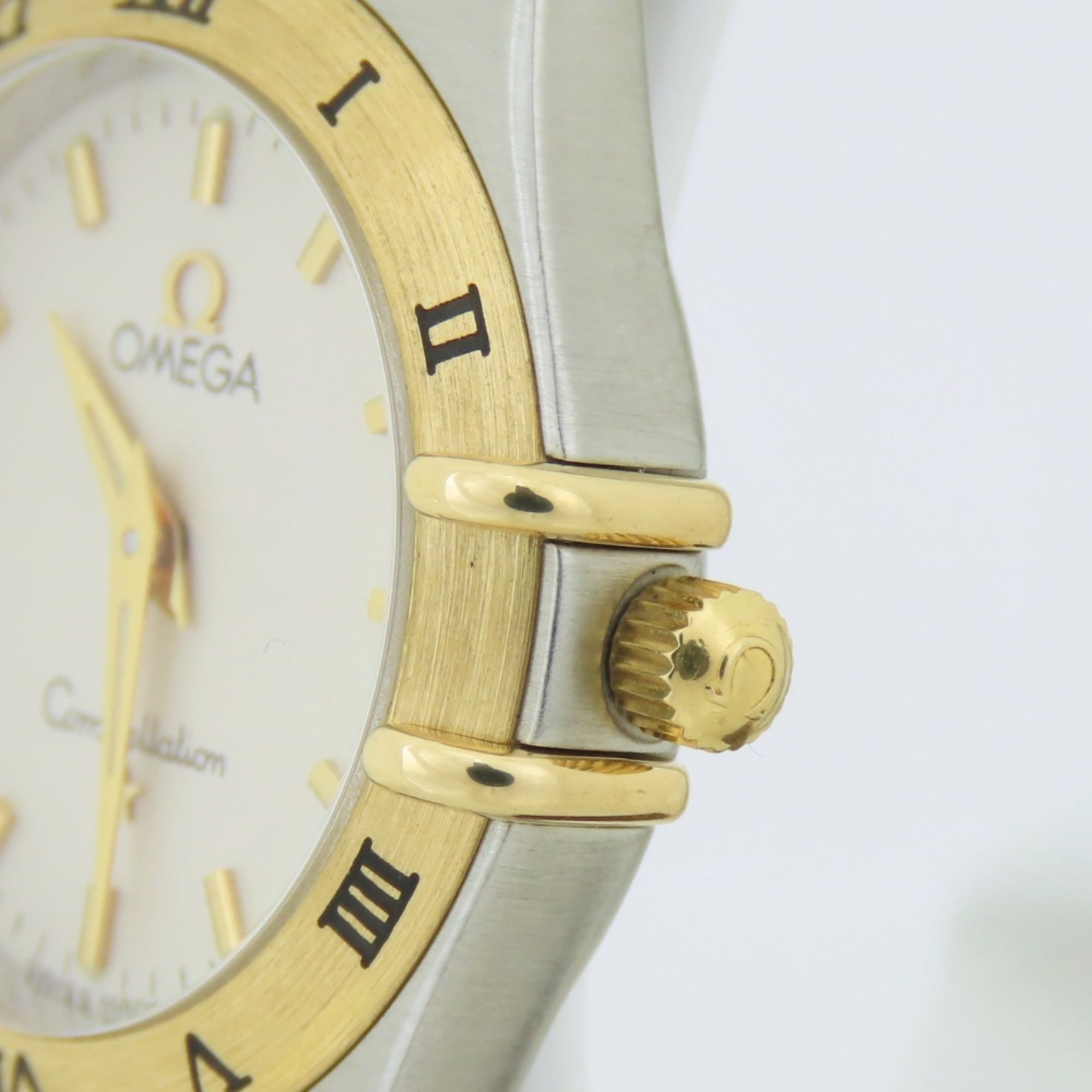 Omega Constellation 1372.7 Gold Dial 25mm Watch