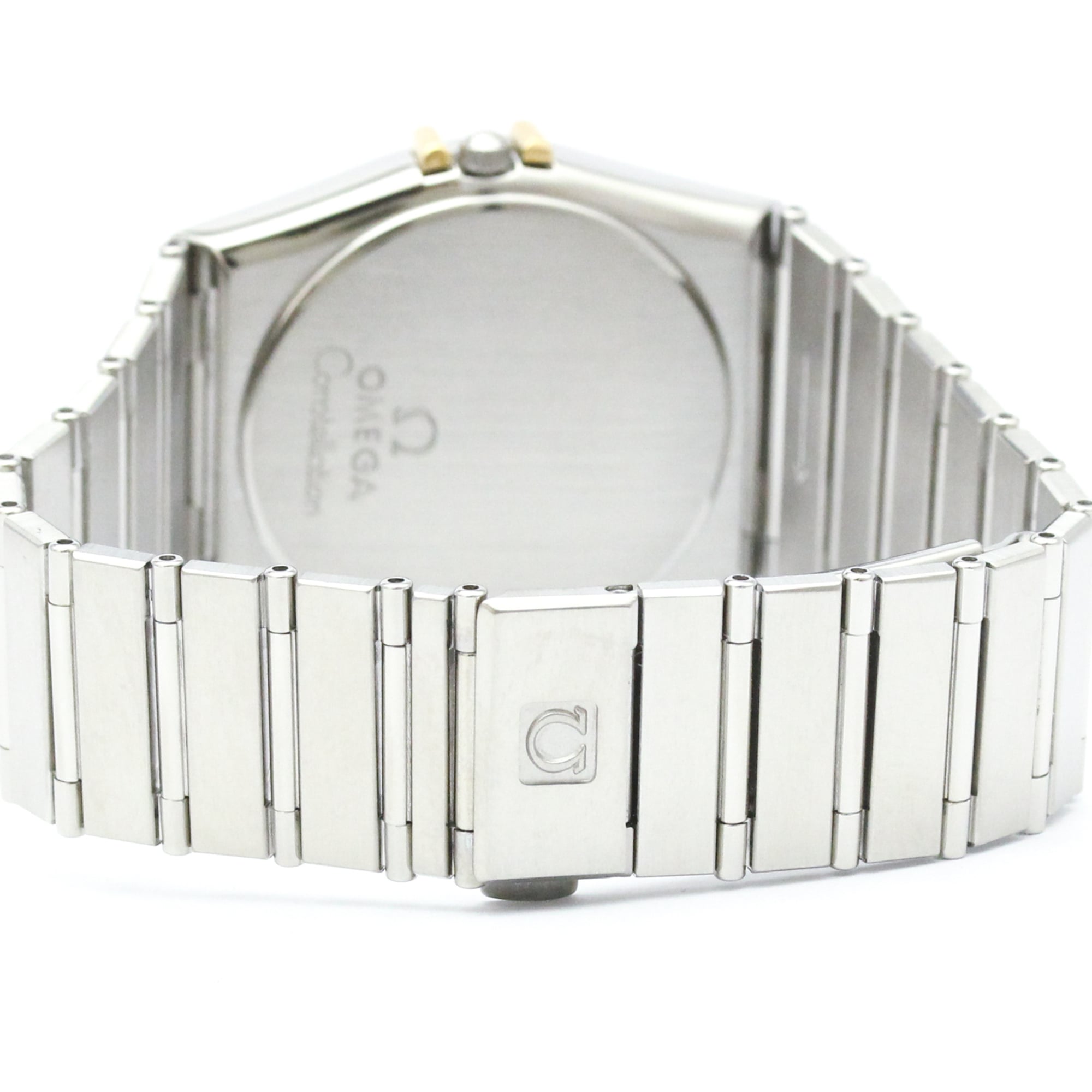 Omega Constellation 3.961.070 Gold Dial 33mm Watch