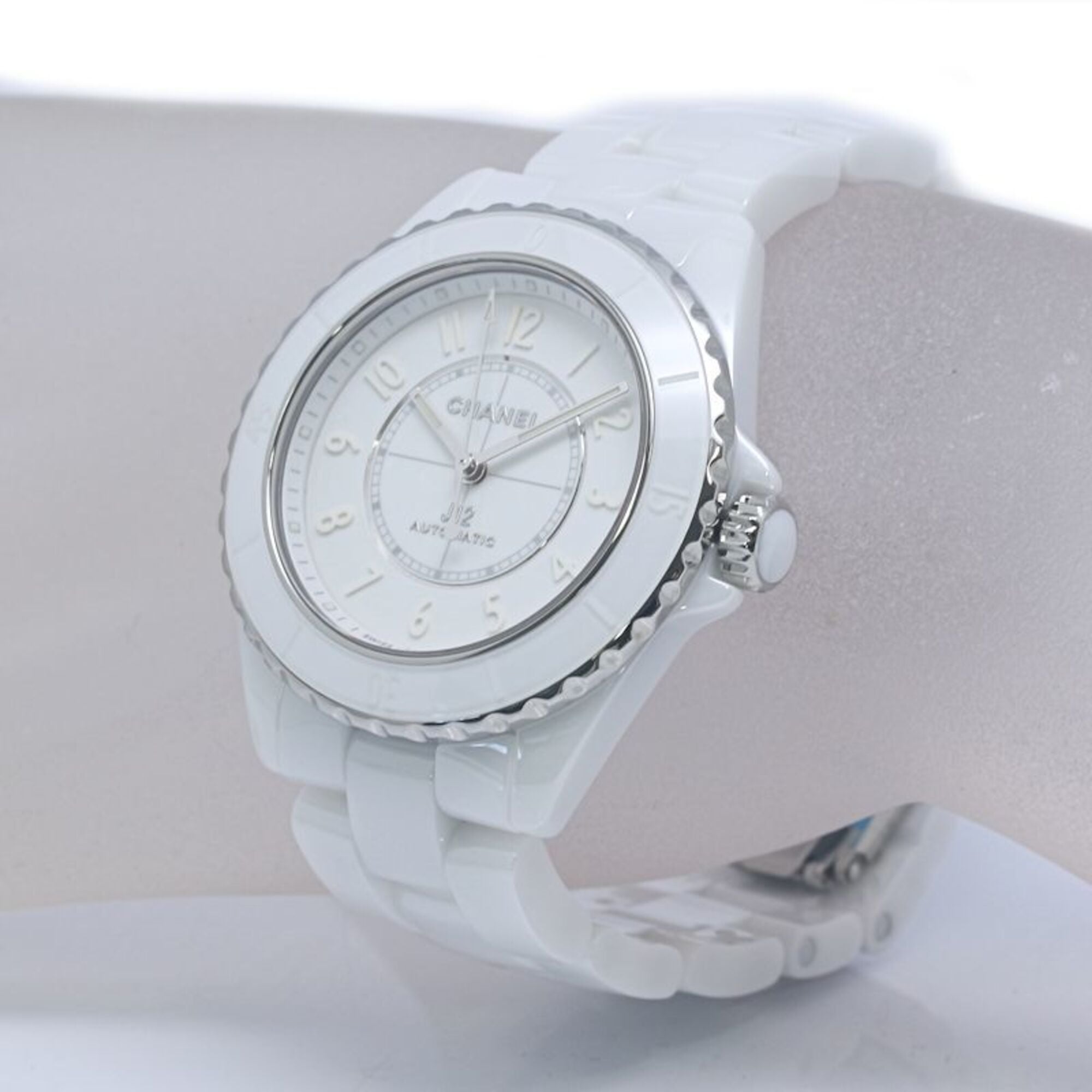 Montre Pour Hommes CHANEL J12 Phantom Calibre 12.1 H6186, céramique Blanc et acier inoxydable, 40401