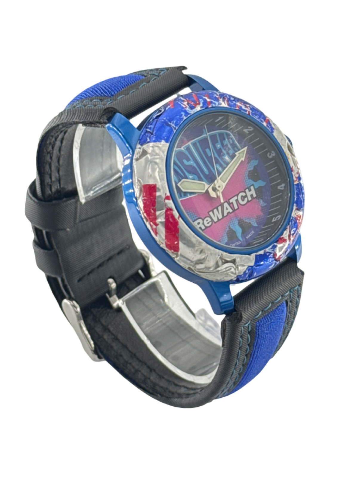 ReWATCH Swiss Made „Cansurf“ Quarz Vintage Uhr – Blau/ Rot Lünette aus recyceltem Material