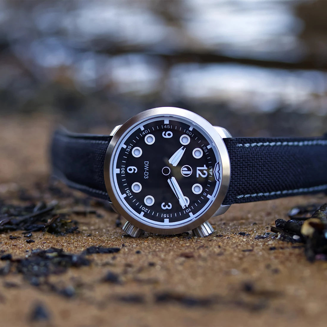 Duzu Watches Oceania Automatic Black 42mm