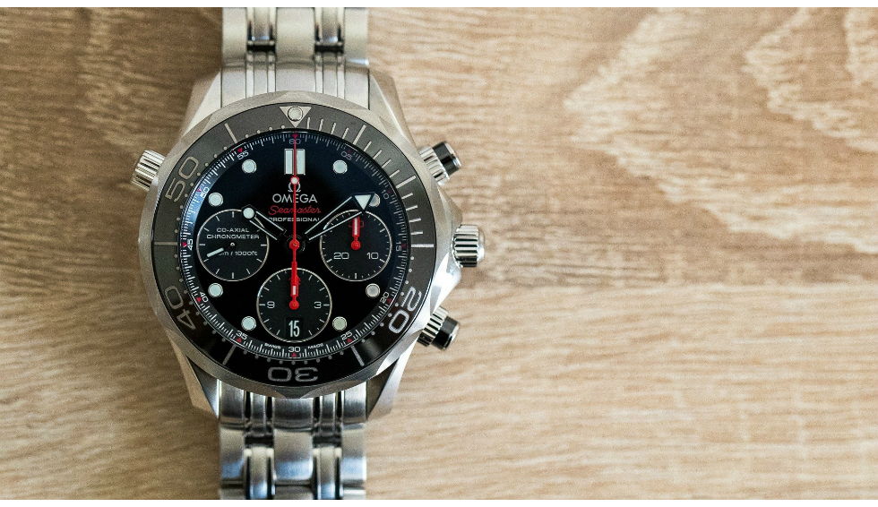 Omega Seamaster Diver 300 M Chronograph Video)