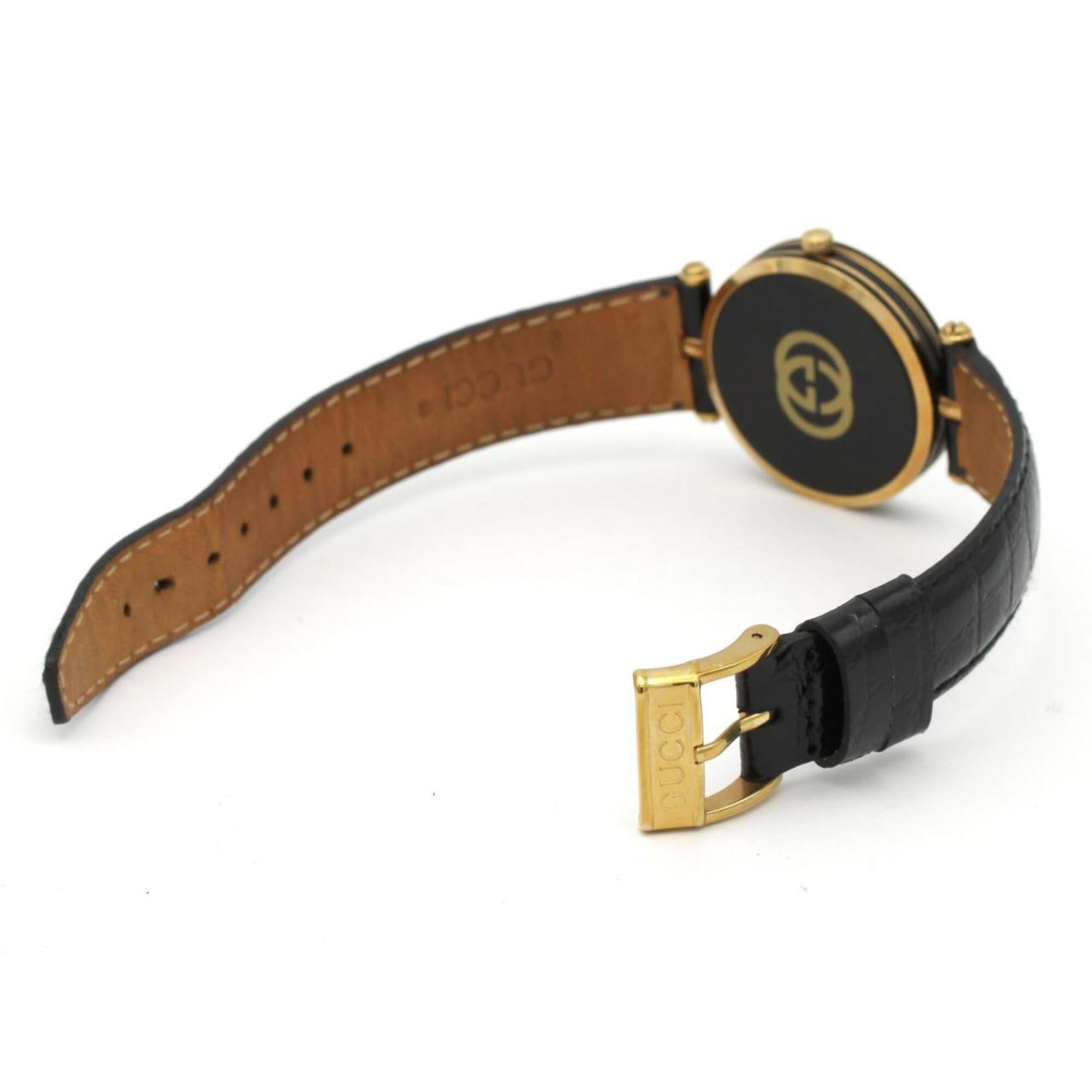 Gucci 2040M 2040M Black Dial 30mm Watch