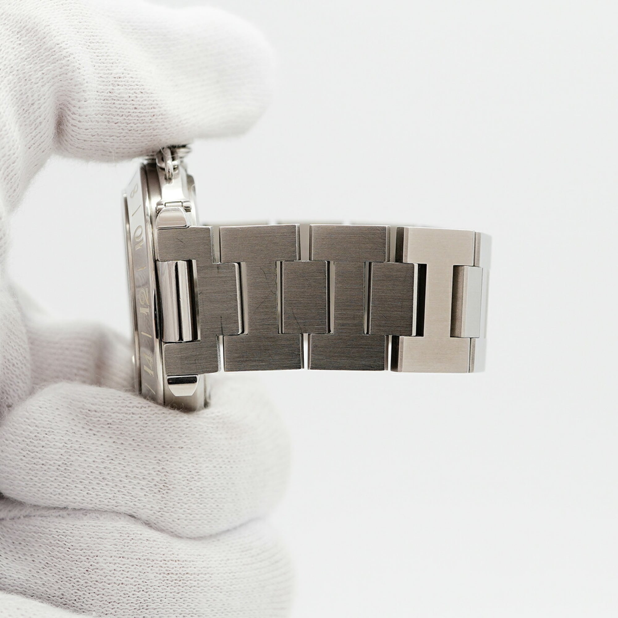 Cartier Pasha W31078M7 Silver Dial 35mm Watch
