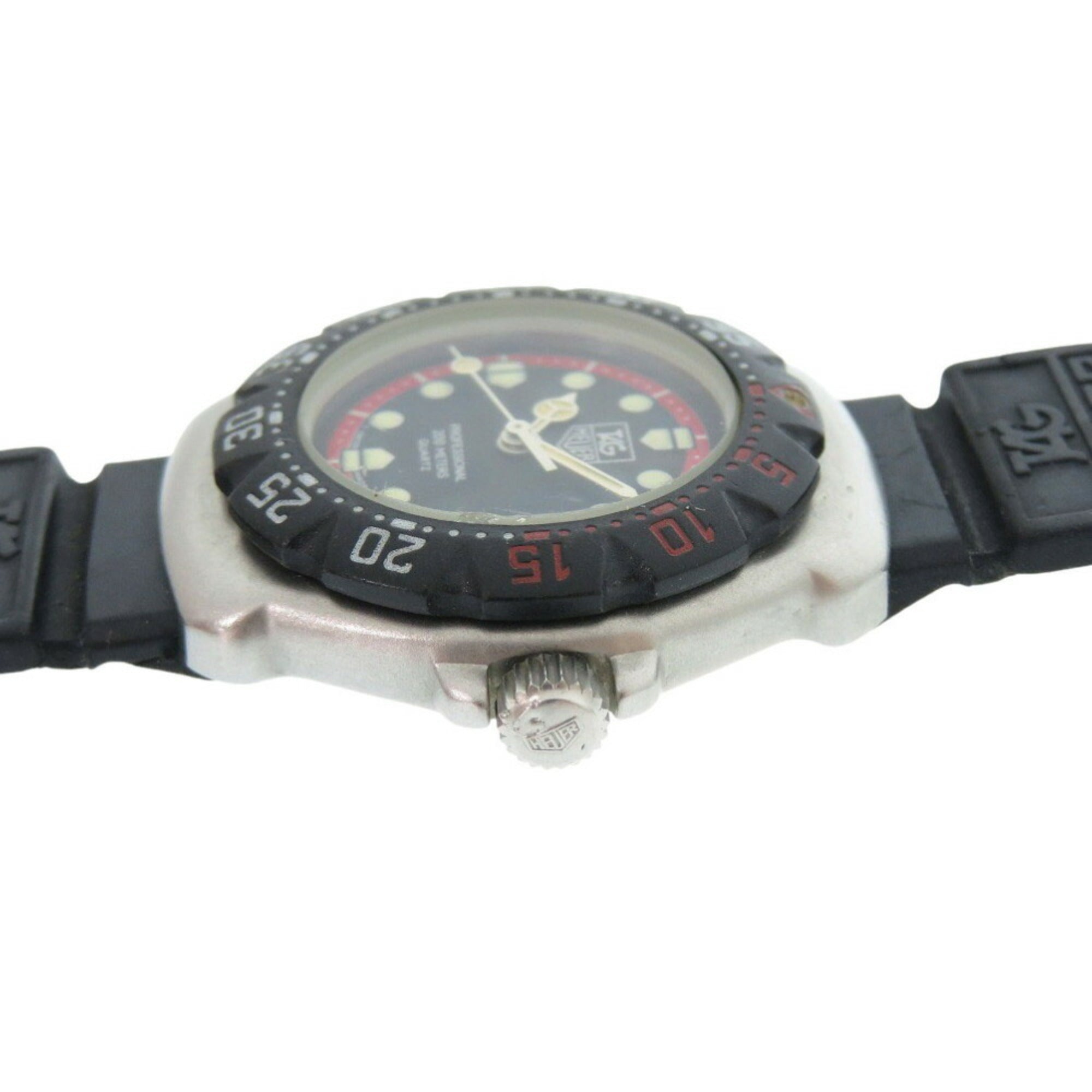 TAG Heuer Formula 1 374.508 Armbanduhr aus Edelstahl mit Kautschukarmband Schwarz ZifferblattQuarz 1910