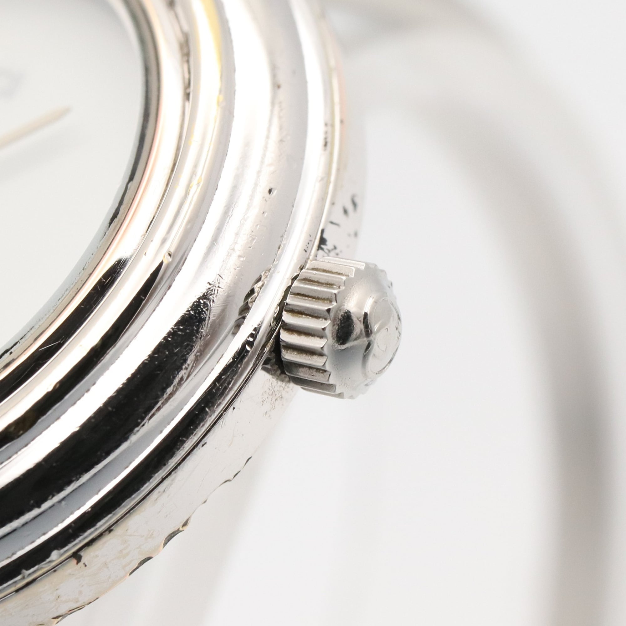 Gucci - 11/12.2 White Dial Stainless steel 25mm Watch