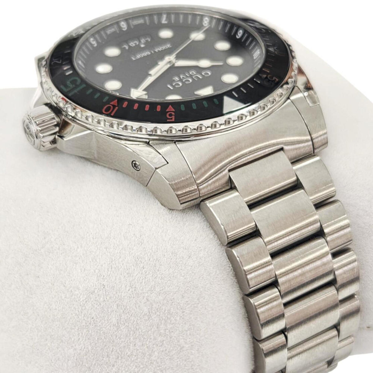 Gucci Dive YA136208A Dial 45mm Watch