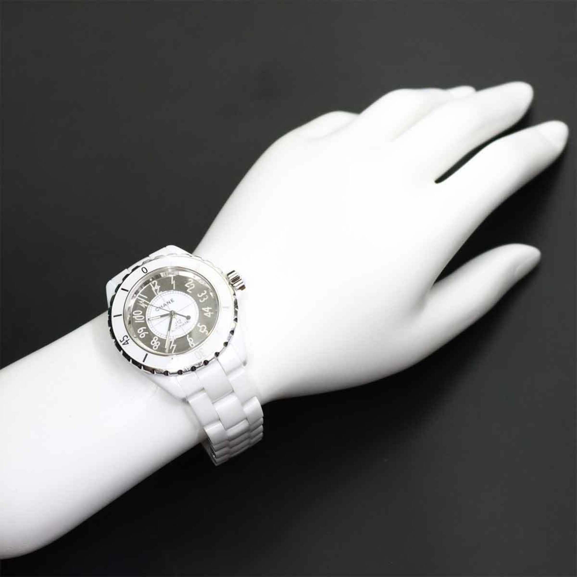 Chanel J12 38mm H4862 White Ceramic Mirror Finish Automatic Movement