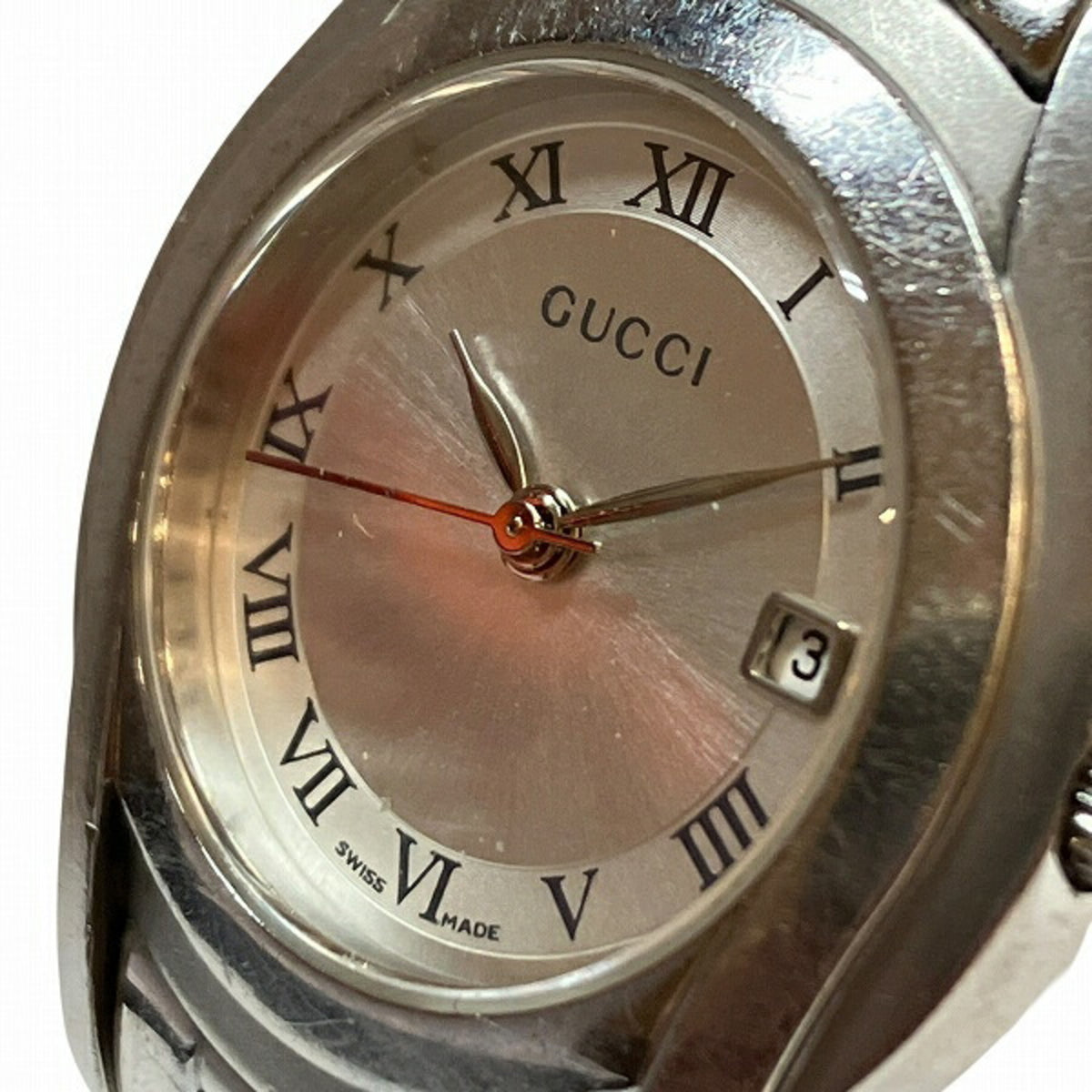 Gucci 5500L Quartz Silver Dial Date Roman Numeral Watch for Women