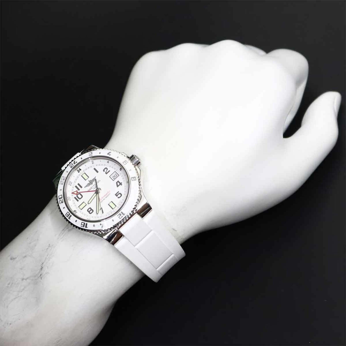 Montre Breitling Superocean Gmt A32380 Blanc Cadran 42 mm