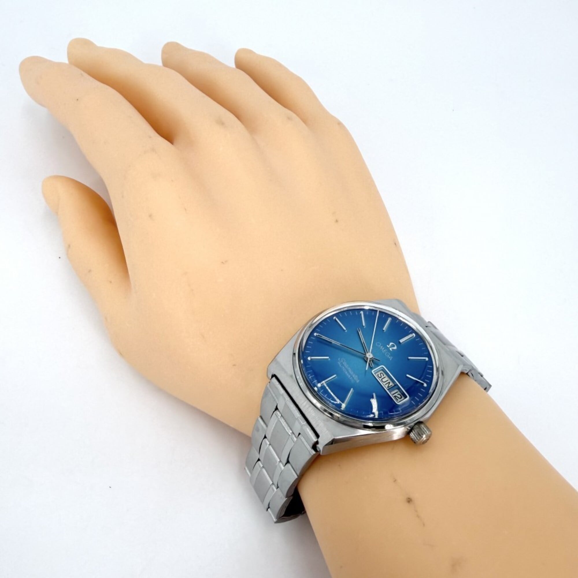 Montre Omega Seamaster Cal. 1022 Day-Date 166021, cadran bleu, 34 mm