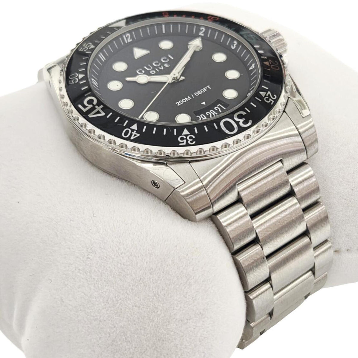 Gucci Dive YA136208A Dial 45mm Watch