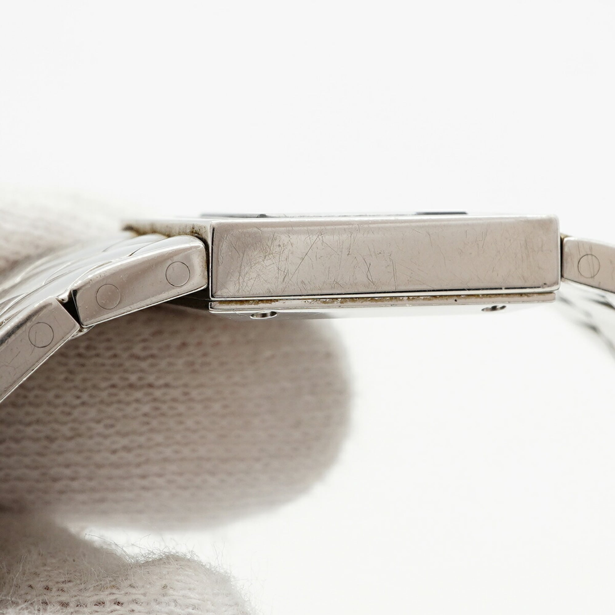Chanel Matelasse H0489 Black Dial 19mm Watch