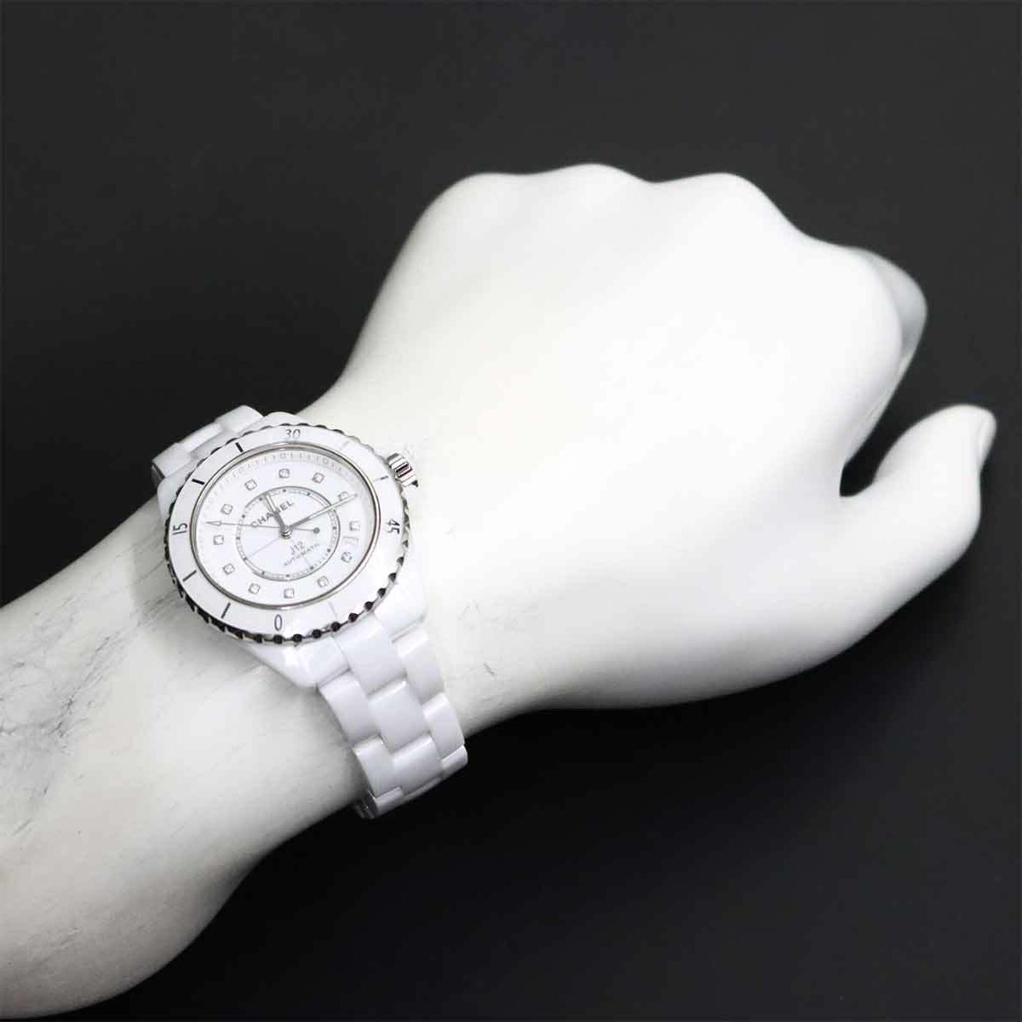 Montre Chanel J12 38 mm H5705 Blanc Cadran 39mm