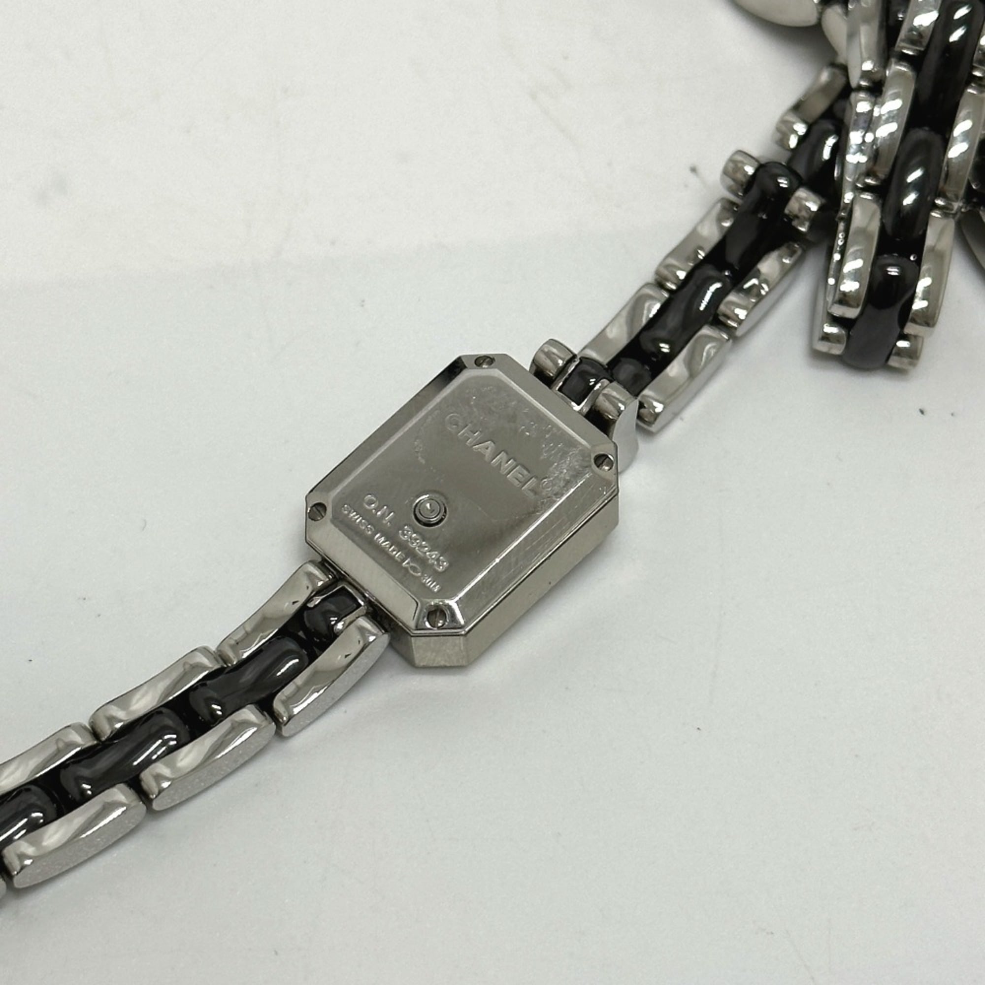 CHANEL Premiere horloge met drievoudige armband H3058 met diamanten lunette, roestvrij staal/keramiek, zwart