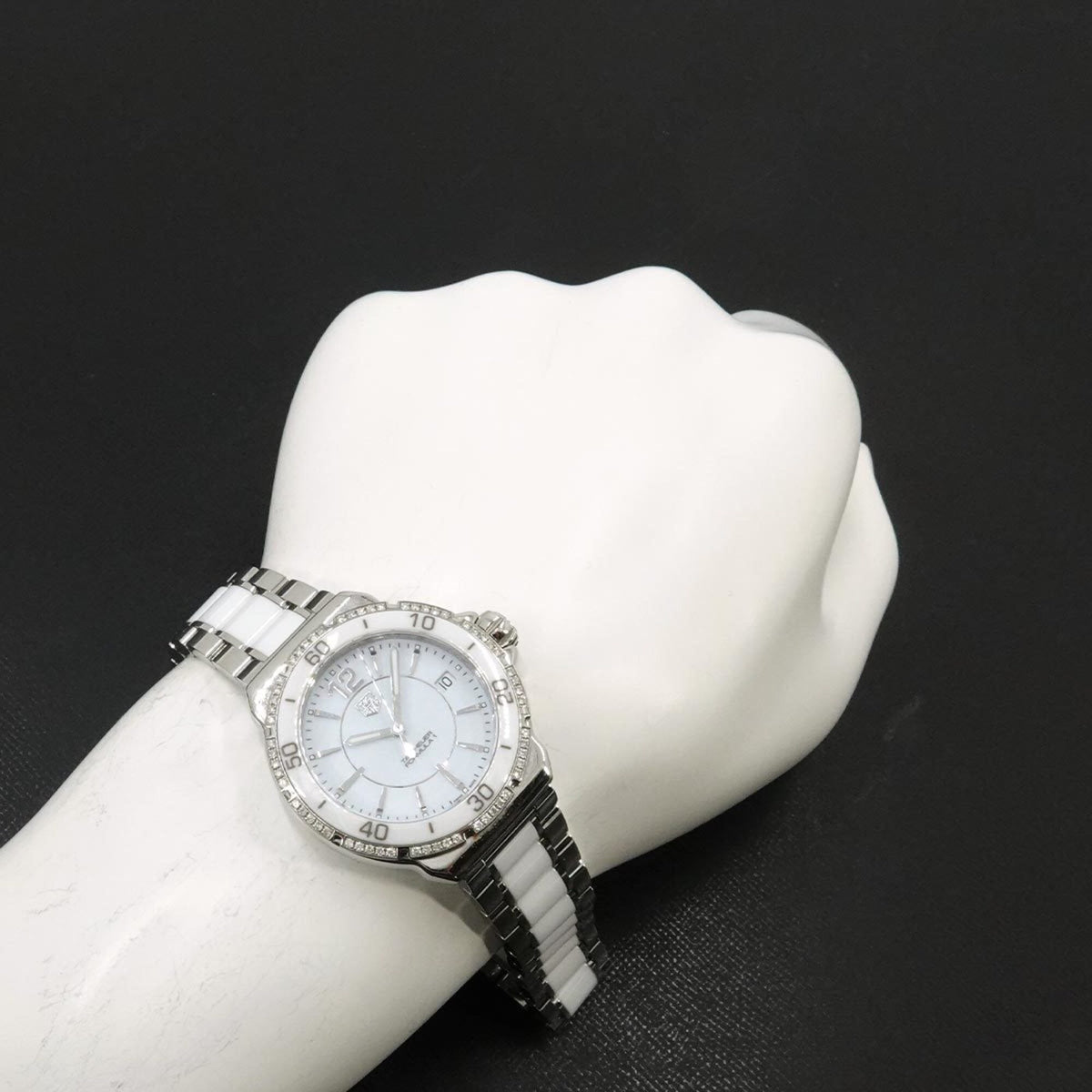 TAG Heuer Formula WAH1213 White Dial 34mm Watch
