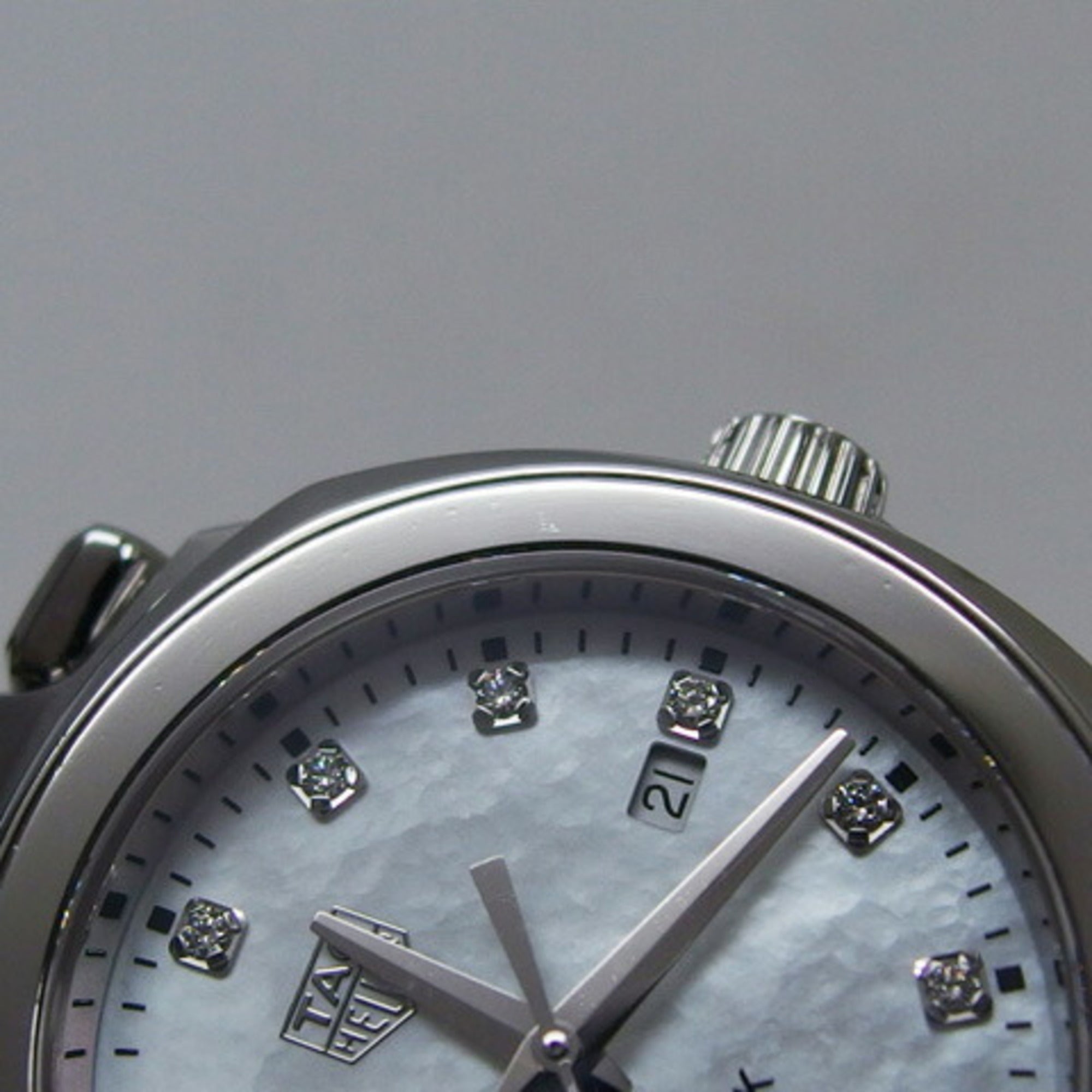 TAG Heuer Link Datum 12P Damenuhr Weiß Zifferblatt in Muscheloptik und Diamanten