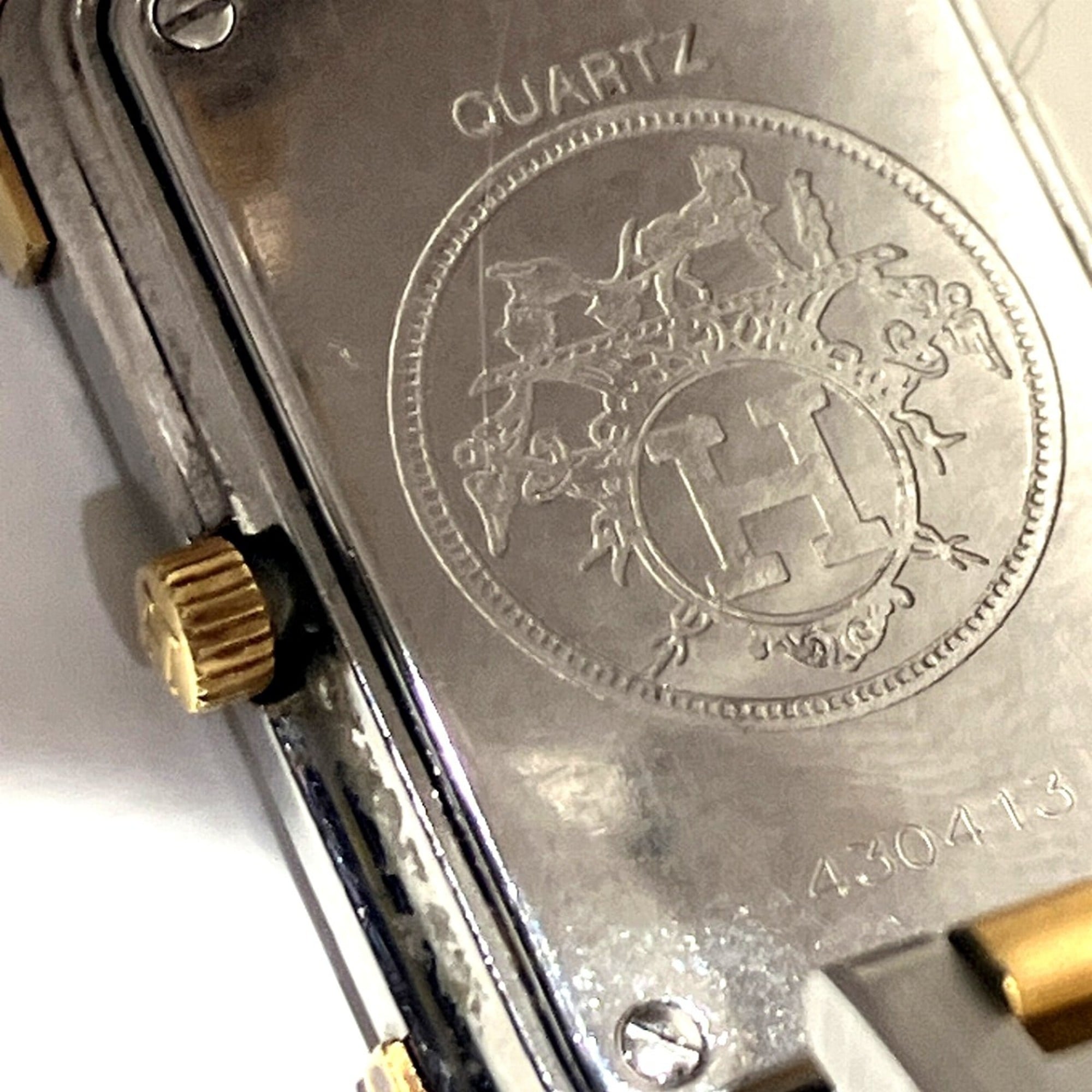 Montre Hermès Croisière CR1 240, cadran doré, 19 mm