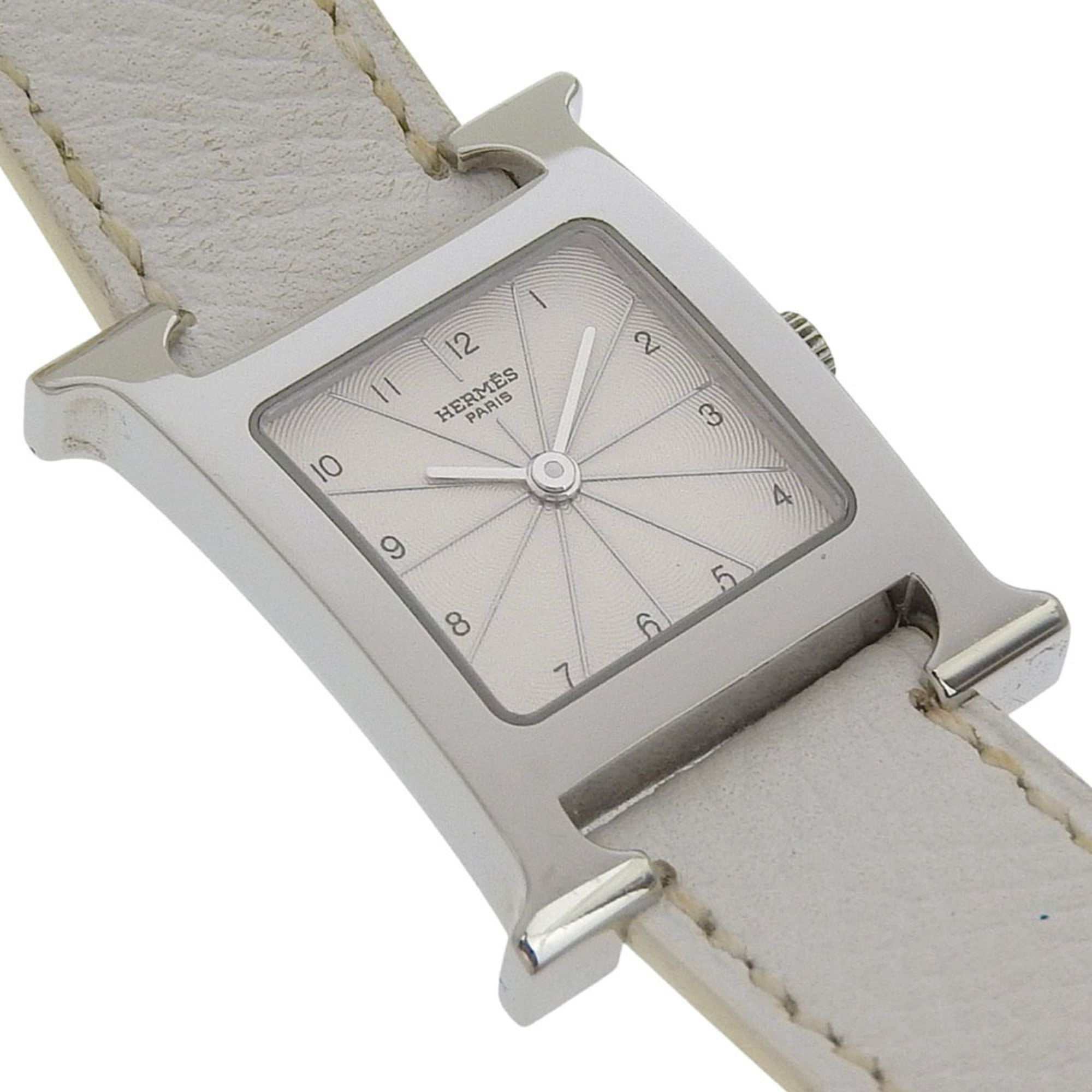 Hermès H Watch Double Tour HH1.210, roestvrij staal en glad leer, vervaardigd in Frankrijk, 2012, zilverkleurig P-kwarts uurwerk, analoge wijzerplaat, witte wijzerplaat, Heure-horloge voor dames.