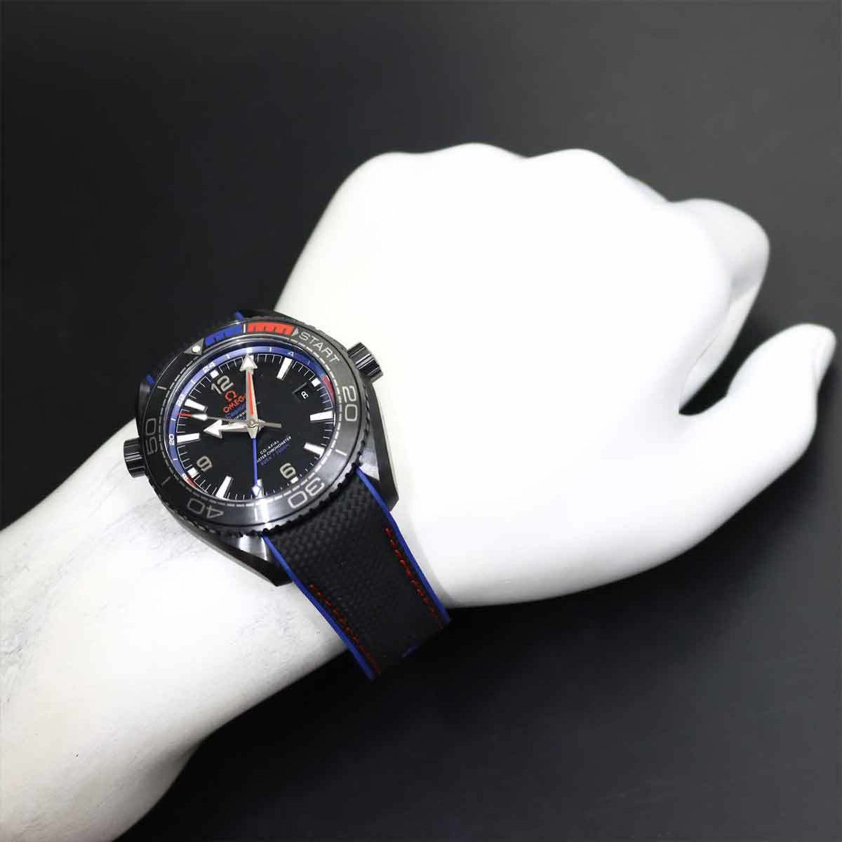 Omega Seamaster Planet Ocean 600M Co-Axial GMT Deep Black 215 92 46 22 01 004 Black Dial 46mm Watch