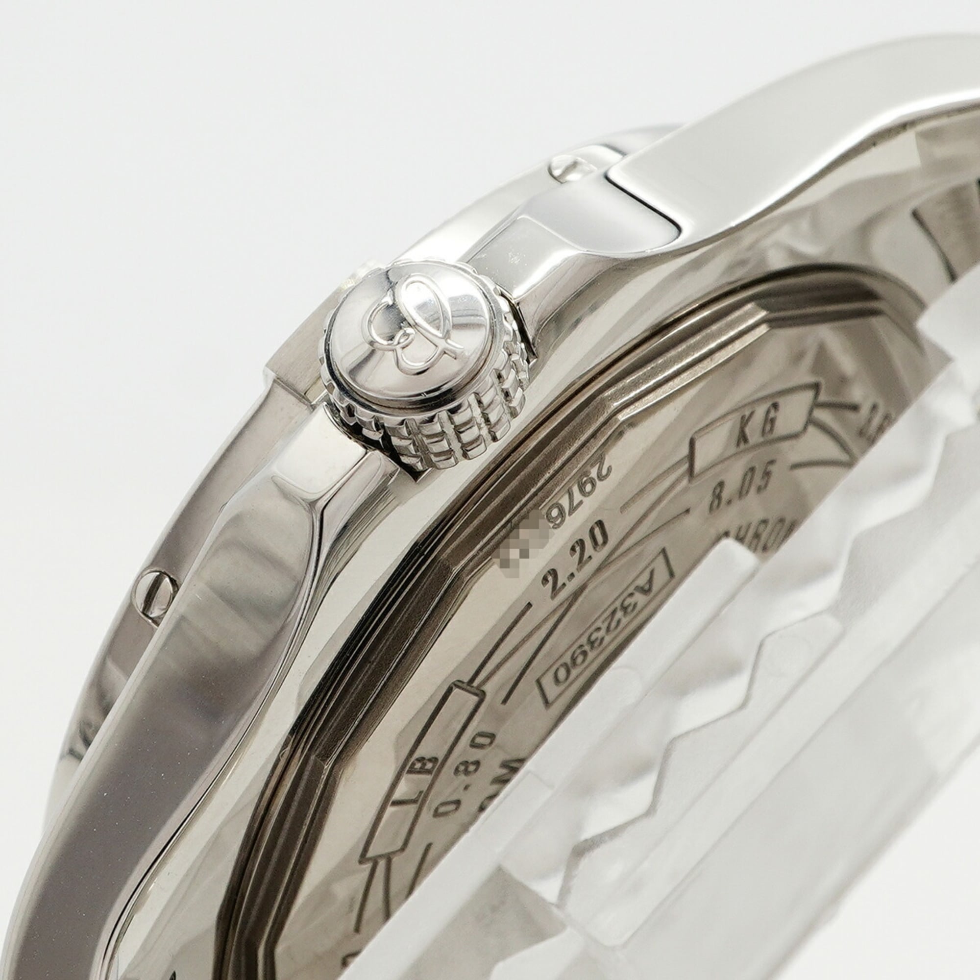 Breitling Avenger A32390 White Dial Stainless steel 42mm Watch