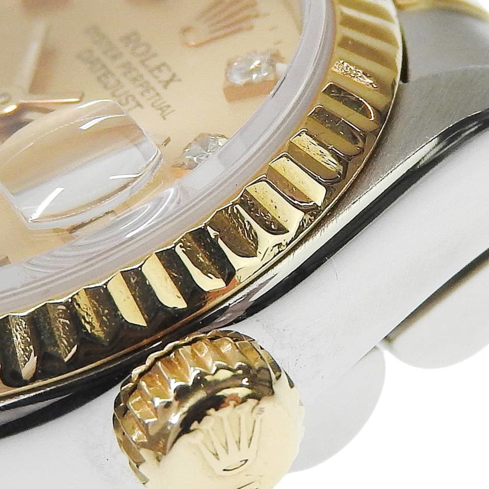 Montre Rolex Datejust Champagne avec cadran de 26 mm