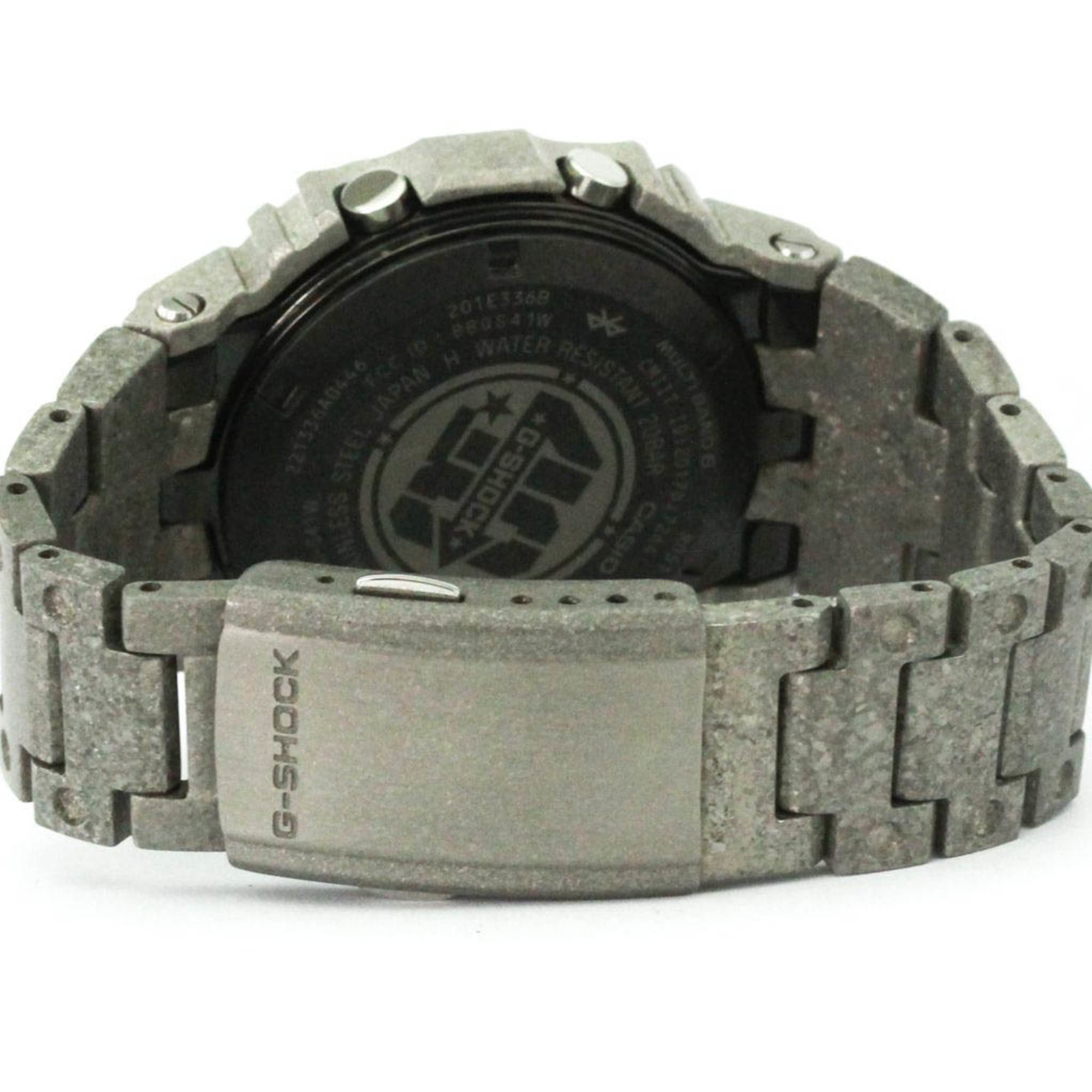 Montre Radiopilotée CASIO G-SHOCK Full Metal 40e anniversaire, Tough SolarMontre Radiopilotée modèle GMW-B5000-1JR