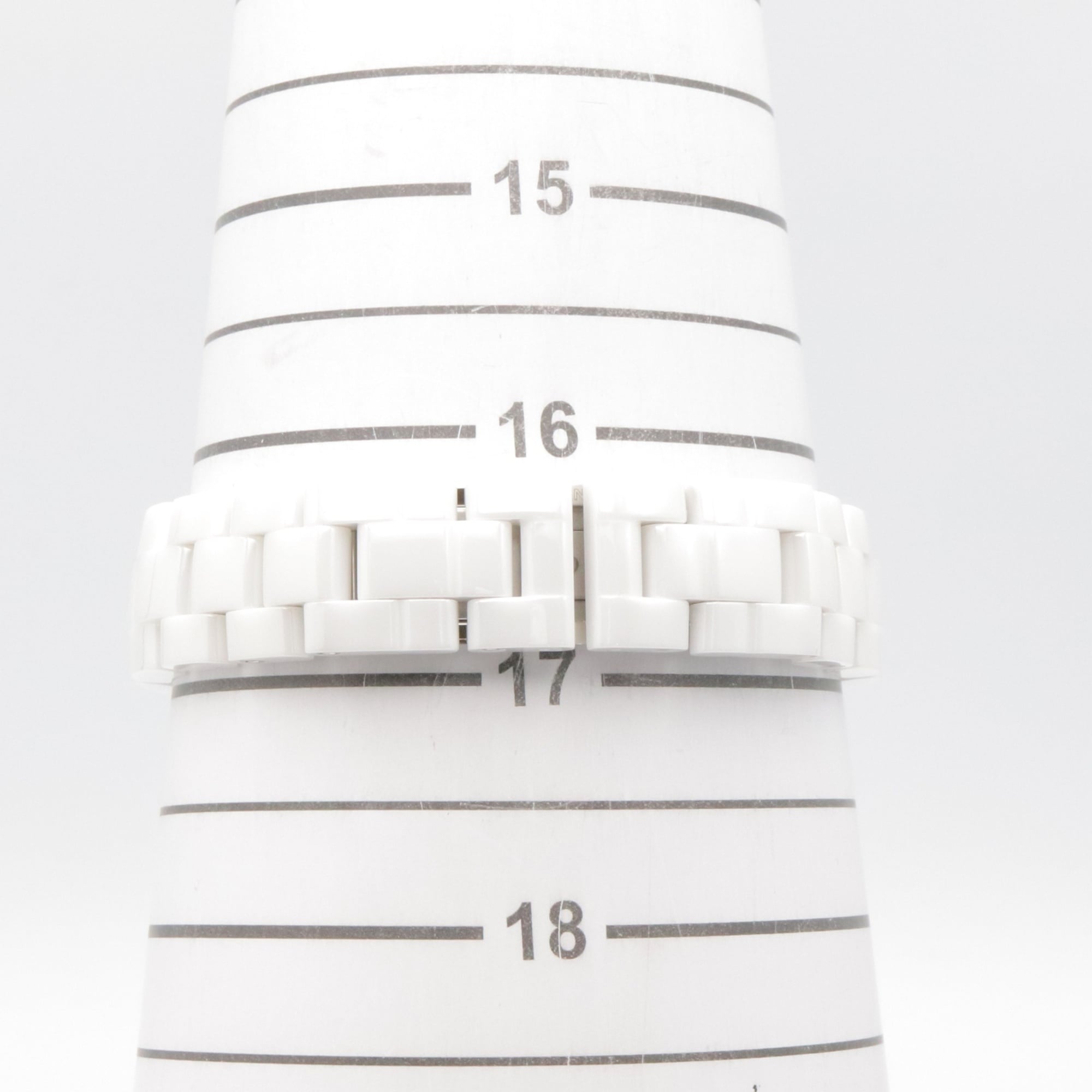 Chanel J12 H7419 White Dial Ceramic 33mm Watch
