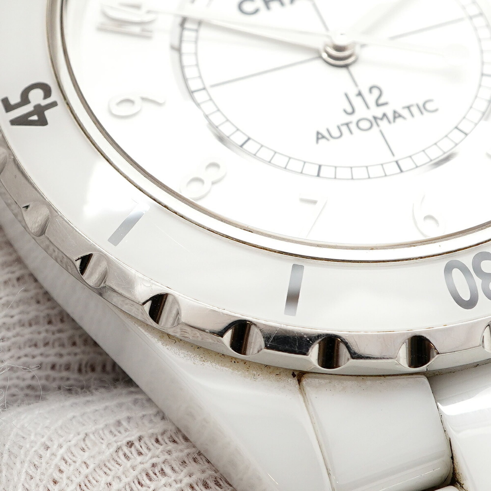 Chanel J12 H2891 herenhorloge met witte wijzerplaat