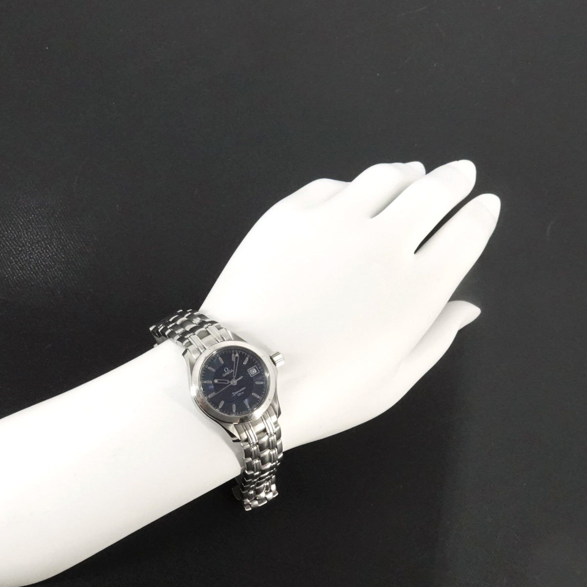 Omega Seamaster 2581 81 horloge met blauwe wijzerplaat, 26 mm
