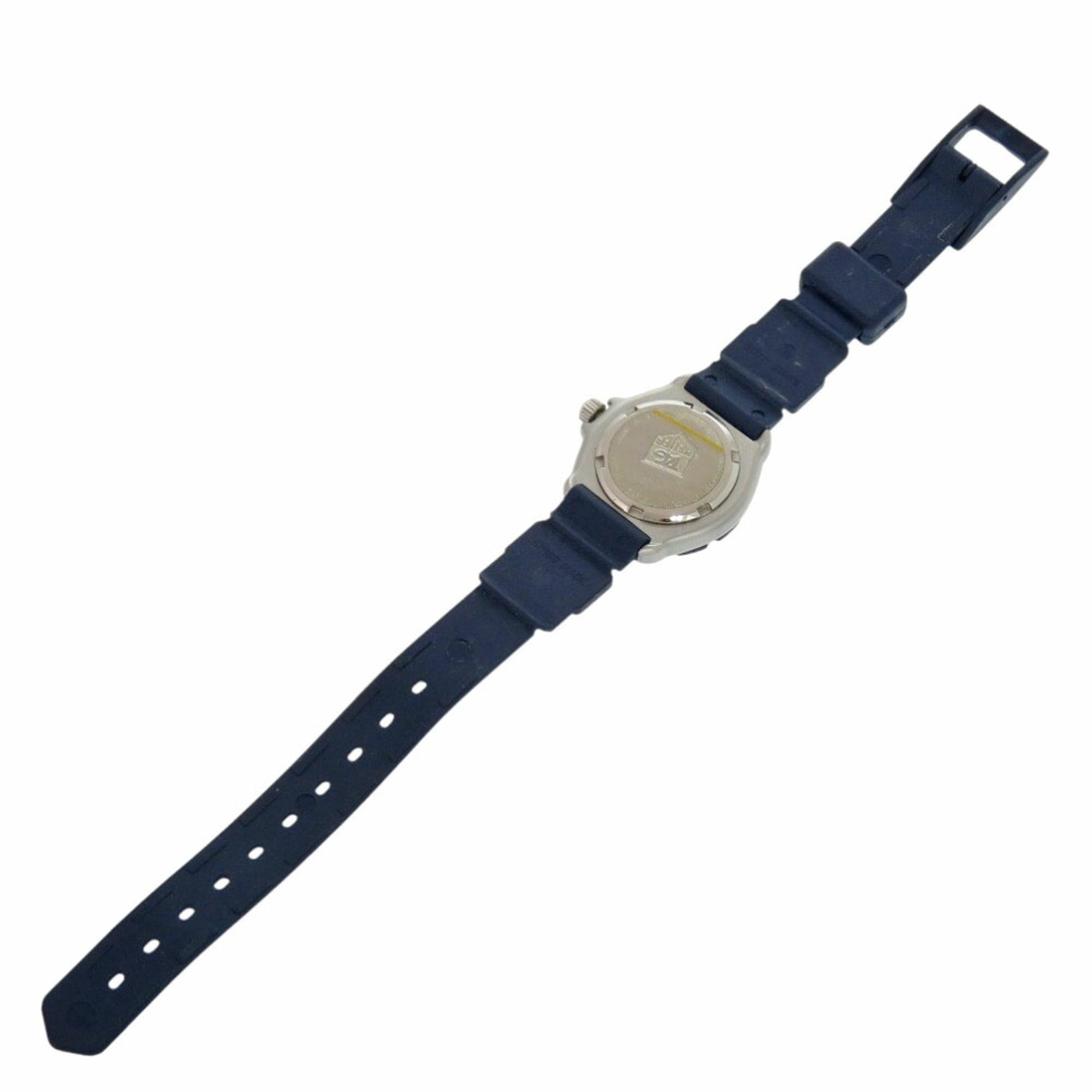 TAG Heuer Formula 1 370.508 Armbanduhr aus Edelstahl mit Kautschukarmband in MarineblauQuarz 1911 HEUER