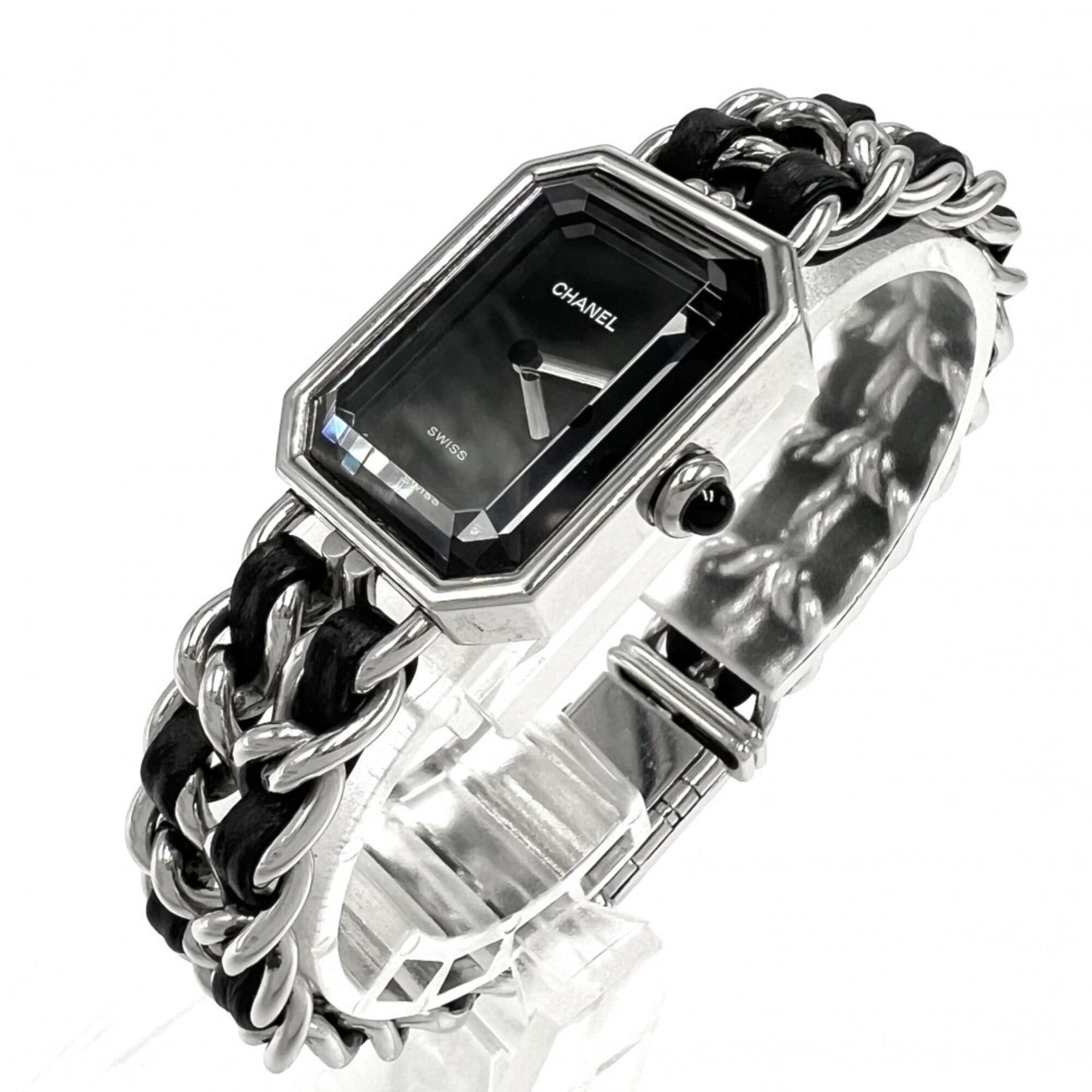 Chanel Premiere L GZl1j82l Black Dial 20mm Watch