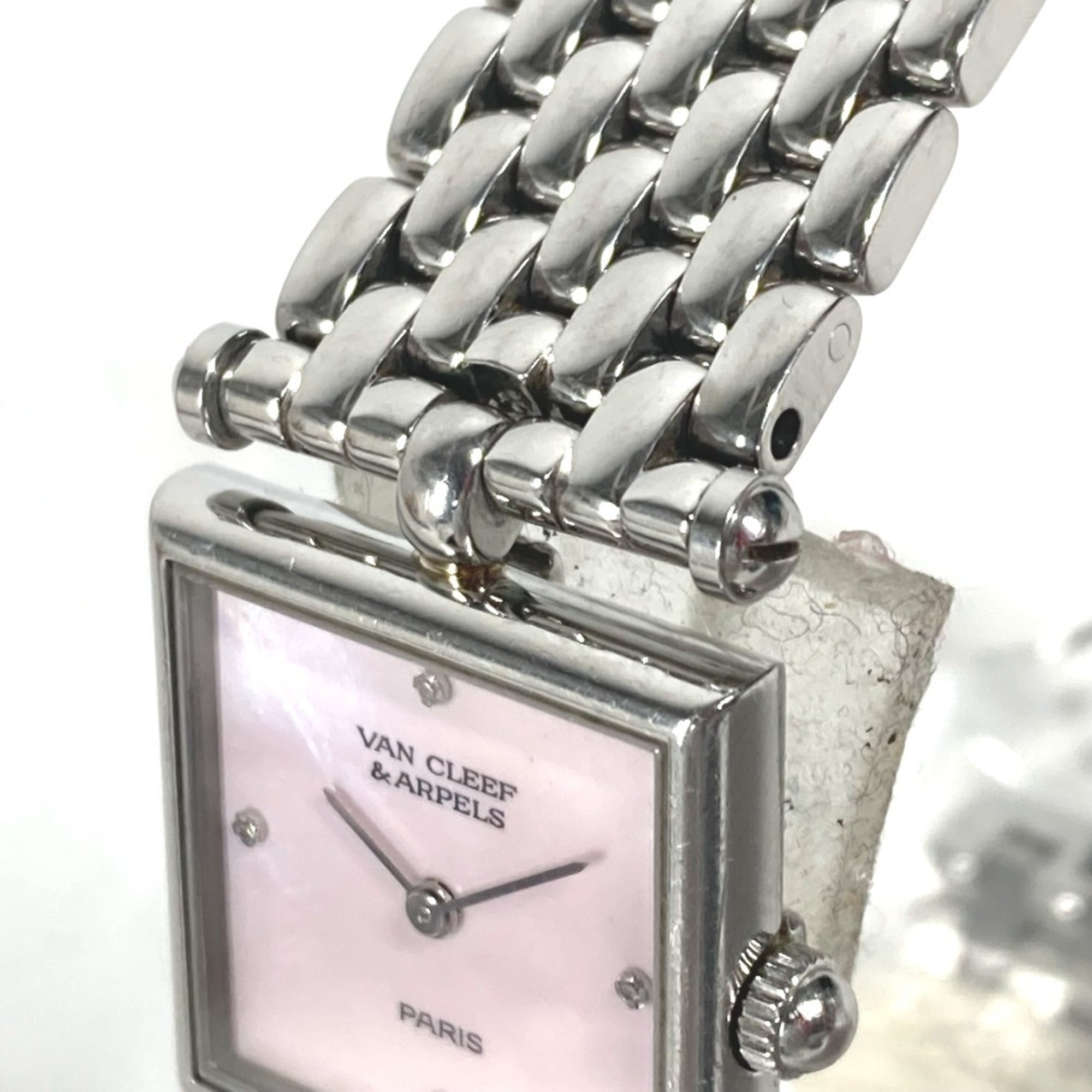 Van Cleef & Arpels Classic GZl163w5 Pink Dial 19mm Watch
