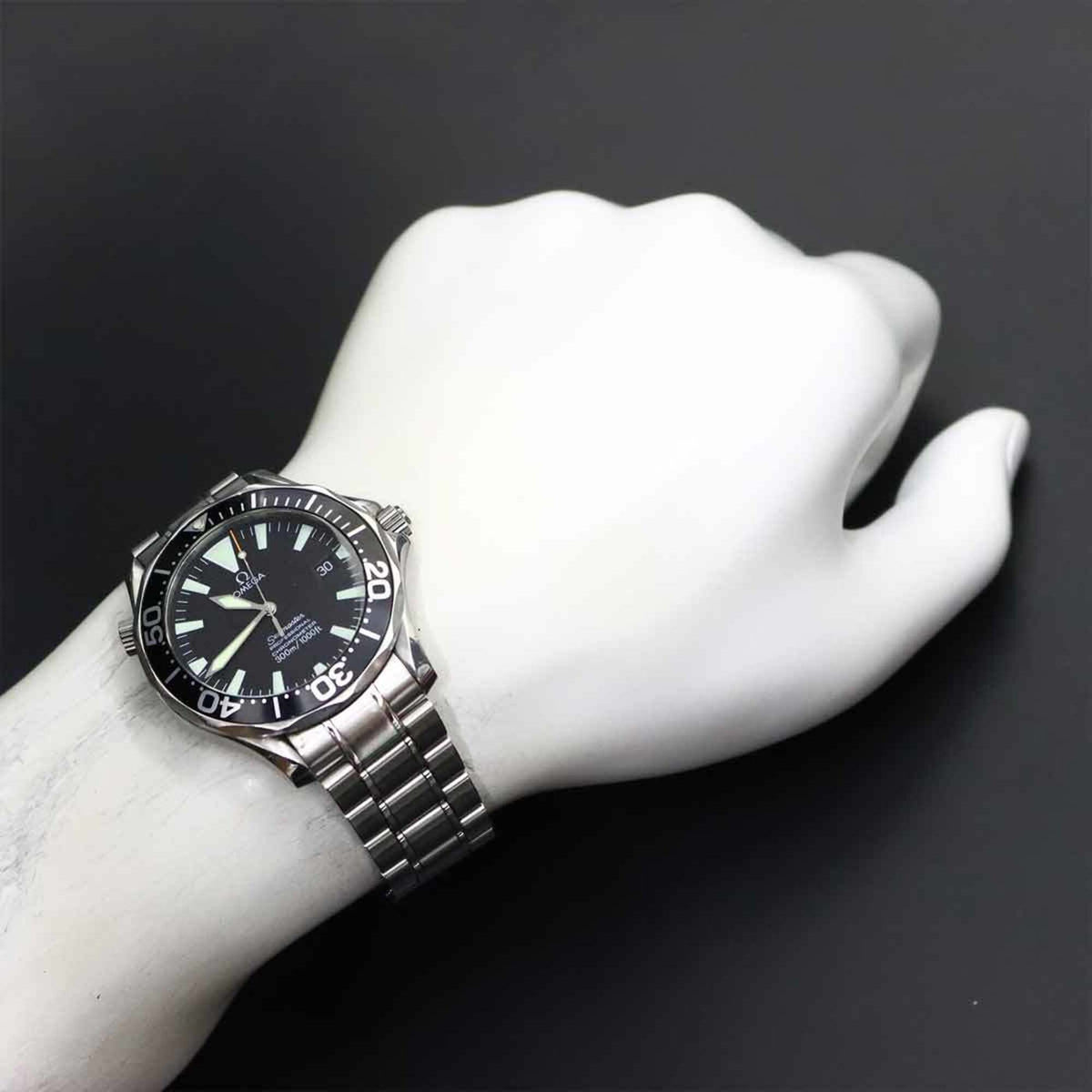 Omega Seamaster Professional 300m 2254 50 Black Dial 41mm Watch