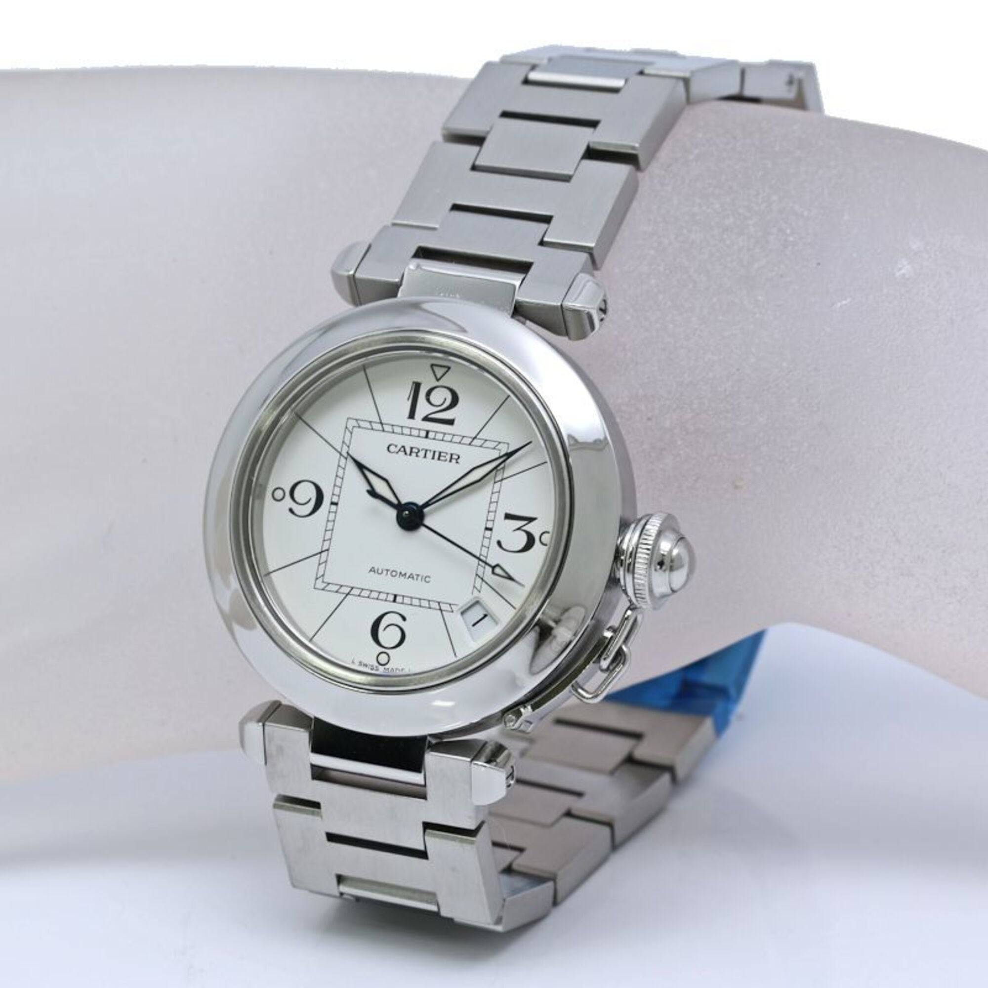 Cartier Pasha W31074M7 White Dial 35mm Watch